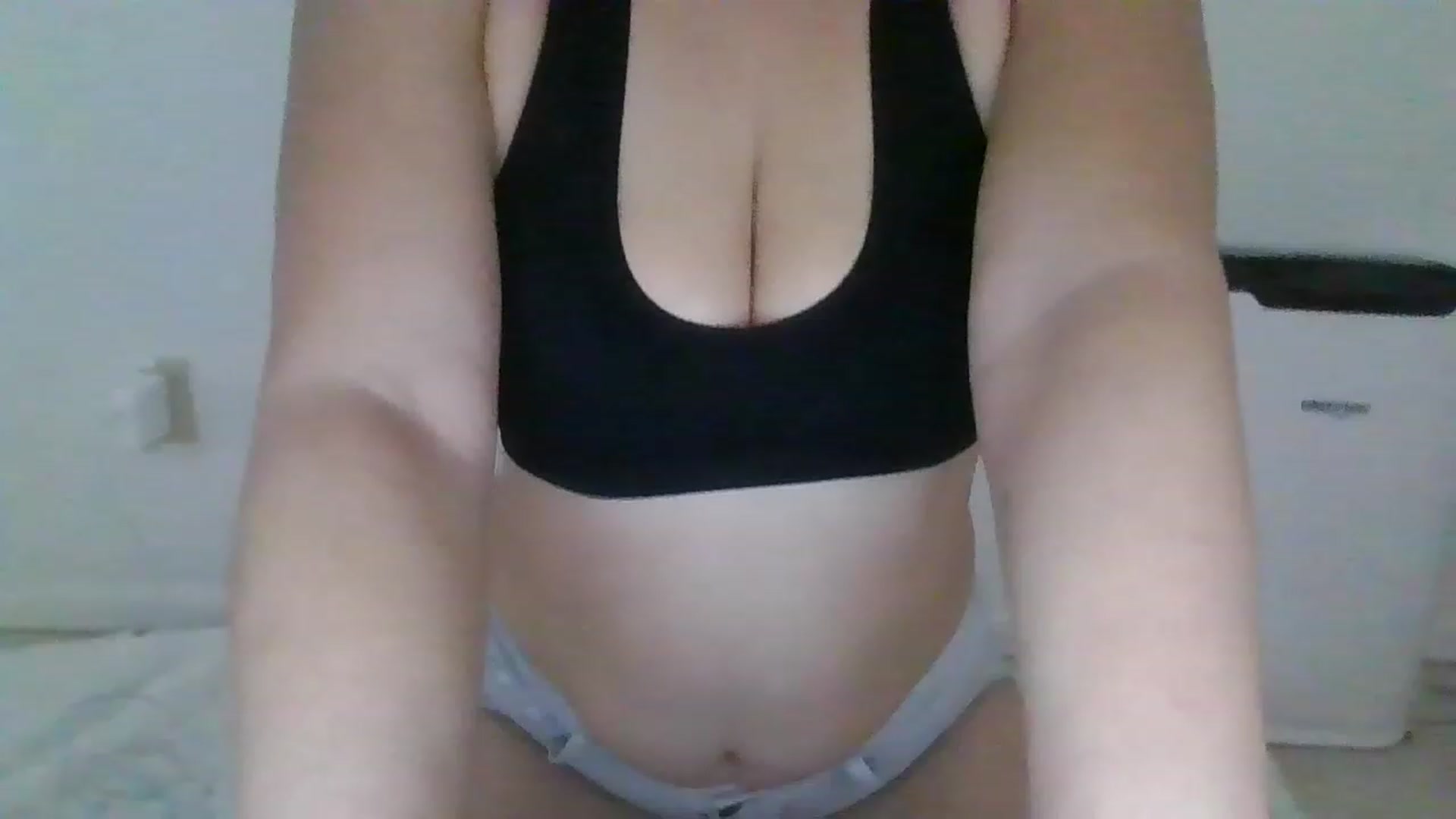 Gallery image thumbnail from Adrianaxx18's myfreecams stream on, 01/22/2023, 14:01 image 13 of 20