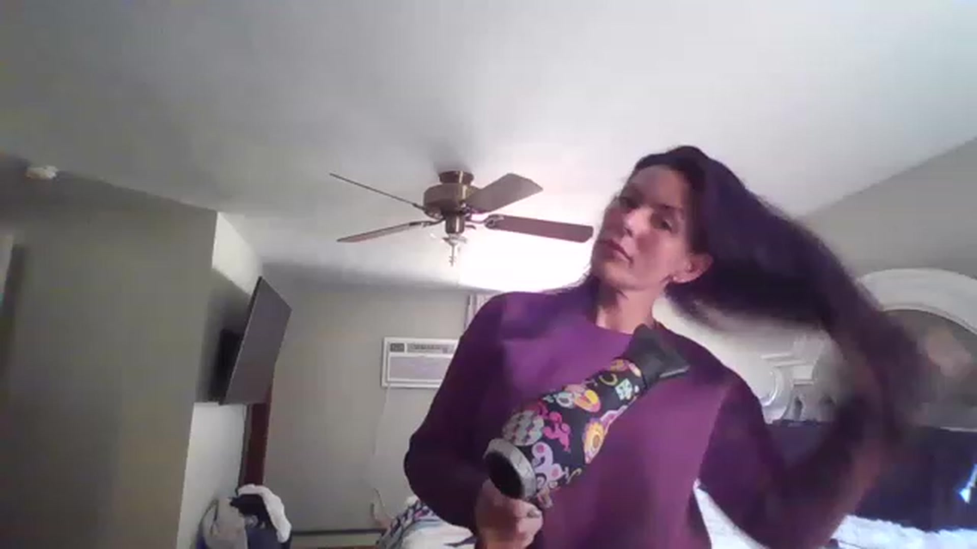 Gallery image thumbnail from Adrianna44's myfreecams stream on, 04/20/2023, 15:54 image 2 of 20