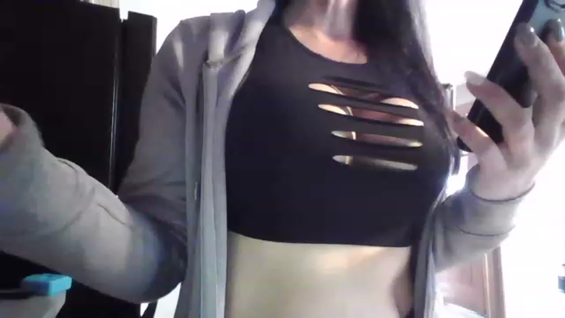 Gallery image thumbnail from Adrianna44's myfreecams stream on, 04/21/2023, 17:04 image 11 of 20