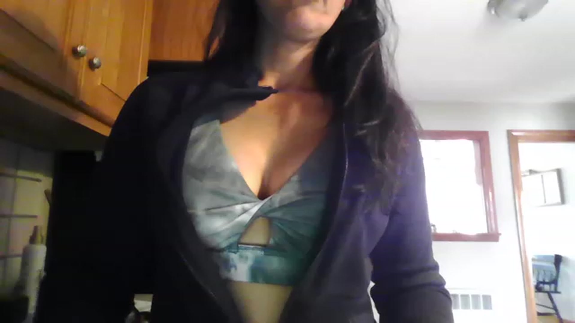 Gallery image thumbnail from Adrianna44's myfreecams stream on, 04/22/2023, 19:22 image 20 of 20