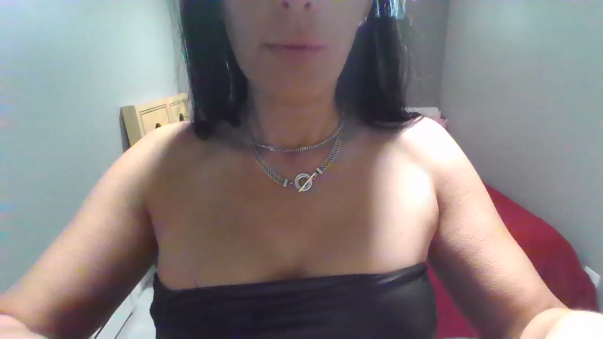 Gallery image thumbnail from Adrianna44's myfreecams stream on, 05/12/2023, 13:15 image 12 of 20