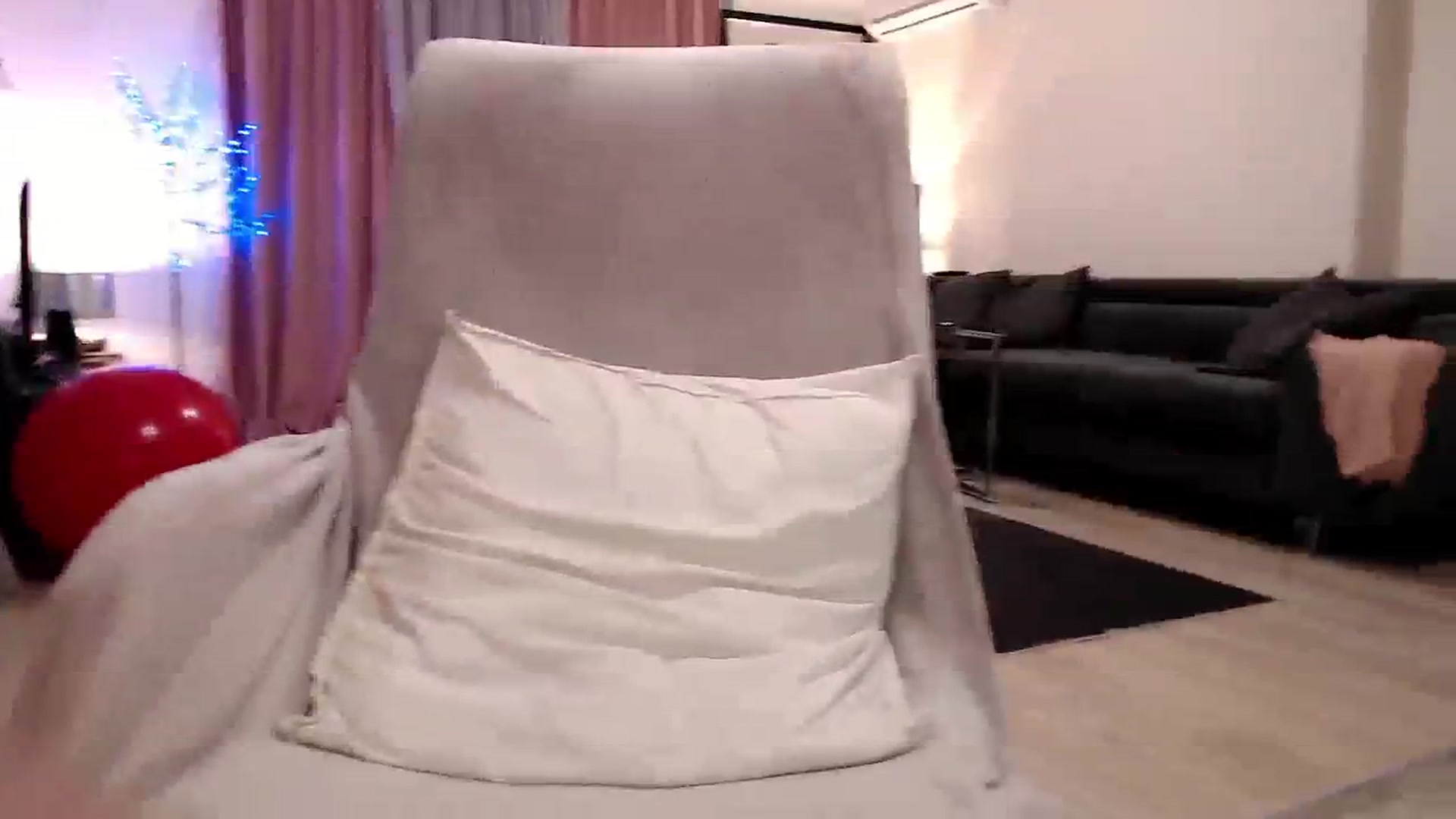 Gallery image thumbnail from Adrianna__'s myfreecams stream on, 11/25/2023, 14:46 image 12 of 20