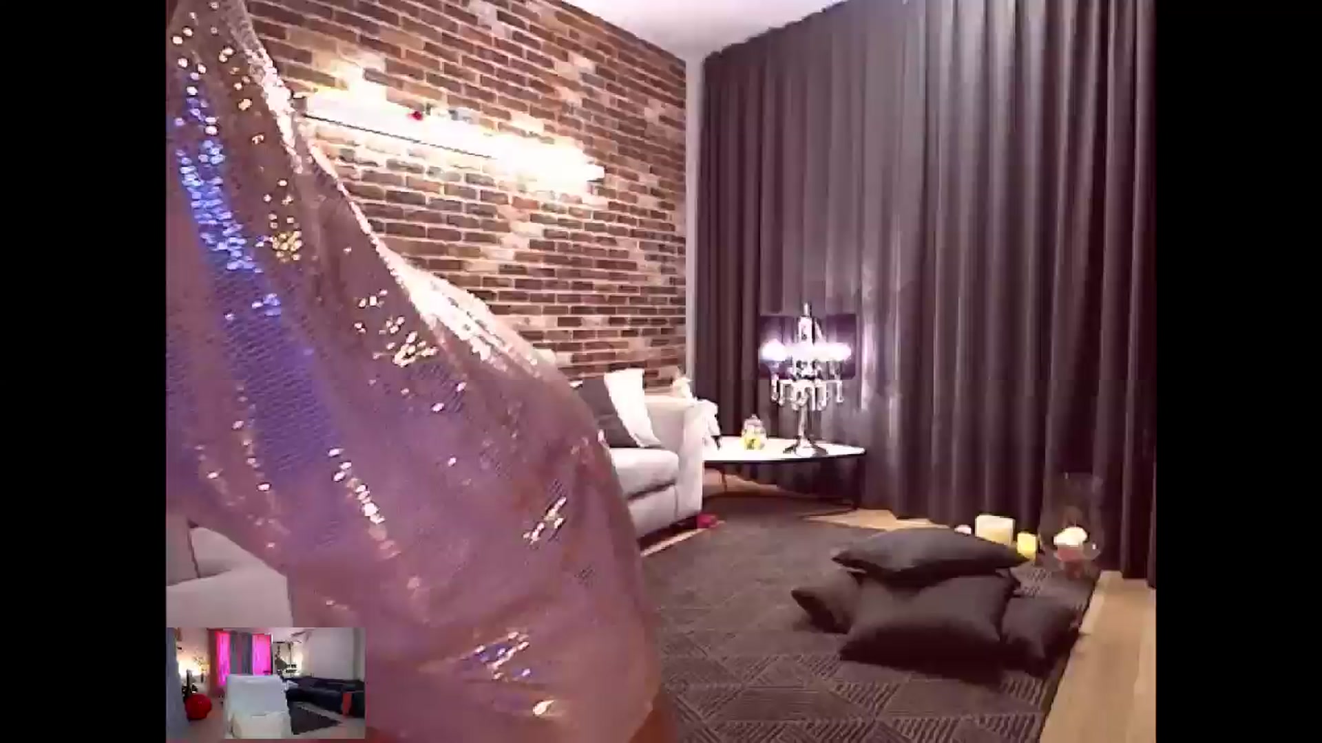 Gallery image thumbnail from Adrianna__'s myfreecams stream on, 07/09/2024, 06:29 image 17 of 20