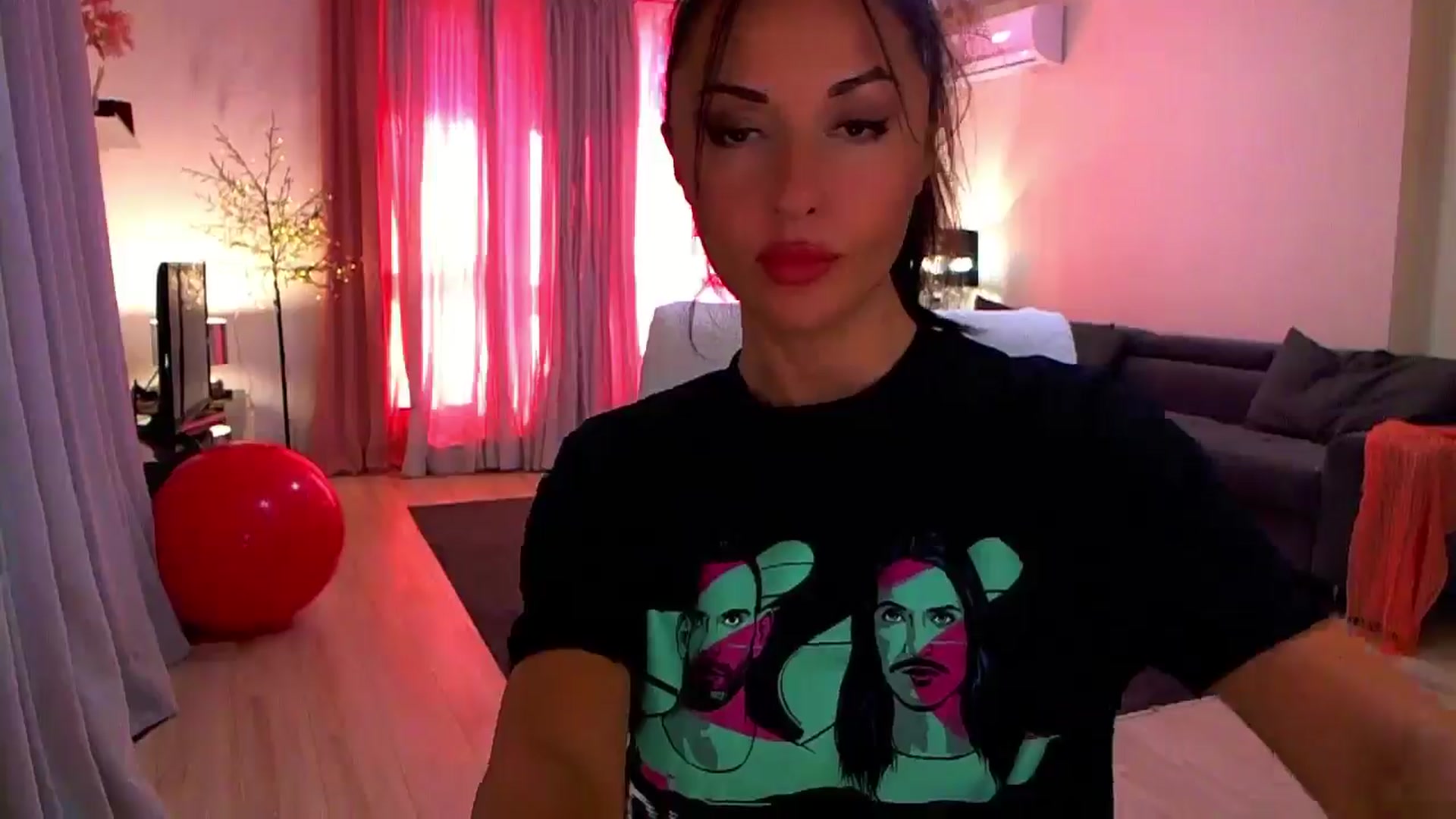 Gallery image thumbnail from Adrianna__'s myfreecams stream on, 08/03/2024, 14:24 image 19 of 20