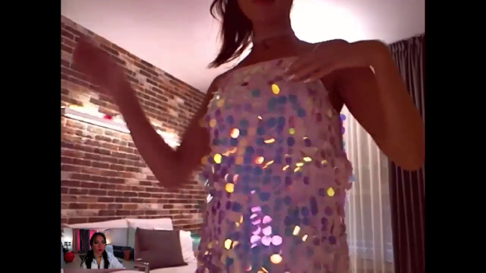 Gallery image thumbnail from Adrianna__'s myfreecams stream on, 02/24/2025, 08:21 image 14 of 20