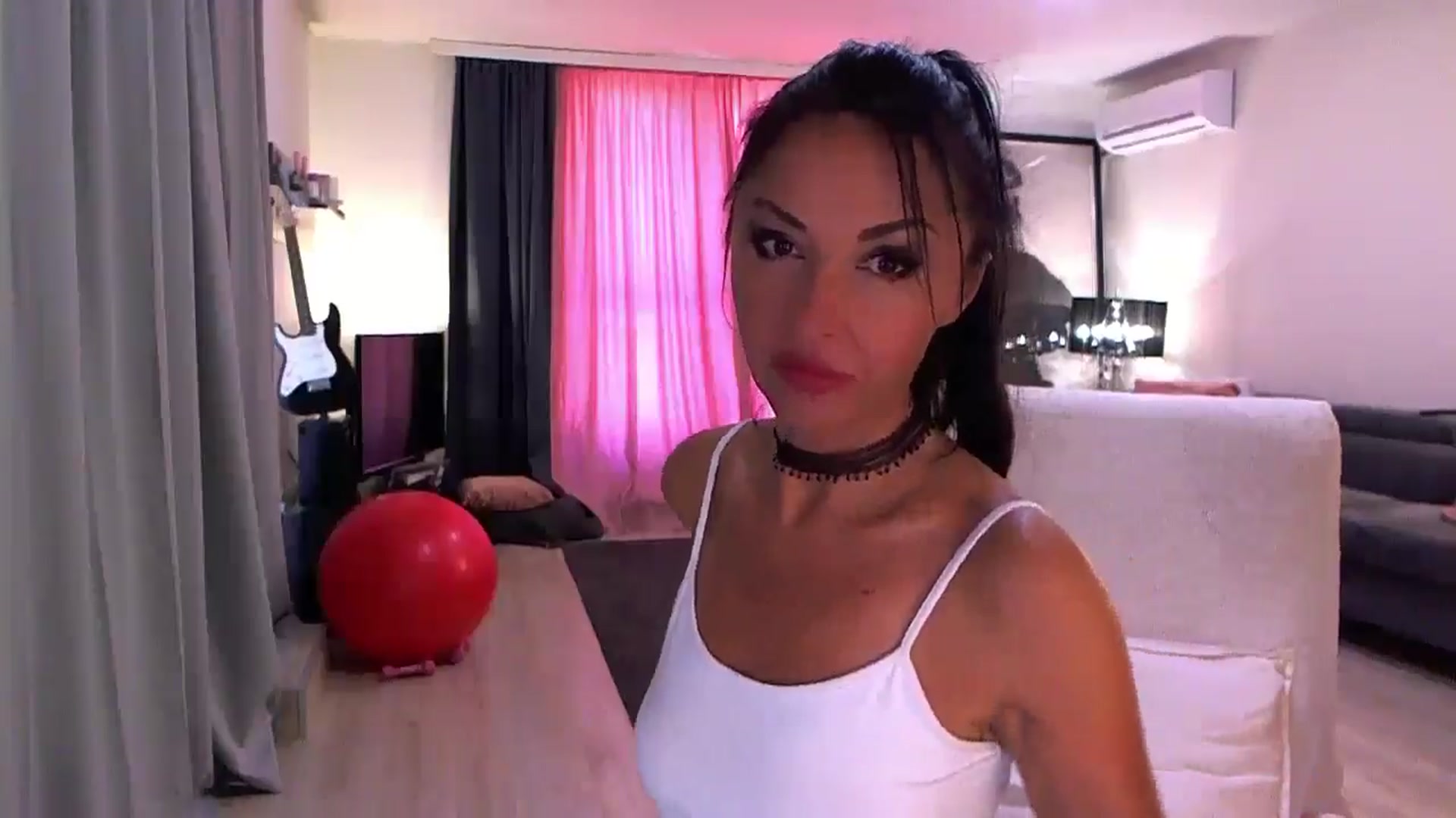 Gallery image thumbnail from Adrianna__'s myfreecams stream on, 05/04/2026, 10:10 image 9 of 20