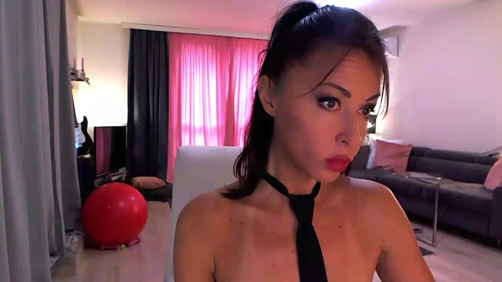Gallery image thumbnail from Adrianna__'s myfreecams stream on, 05/23/2026, 08:42 image 3 of 20
