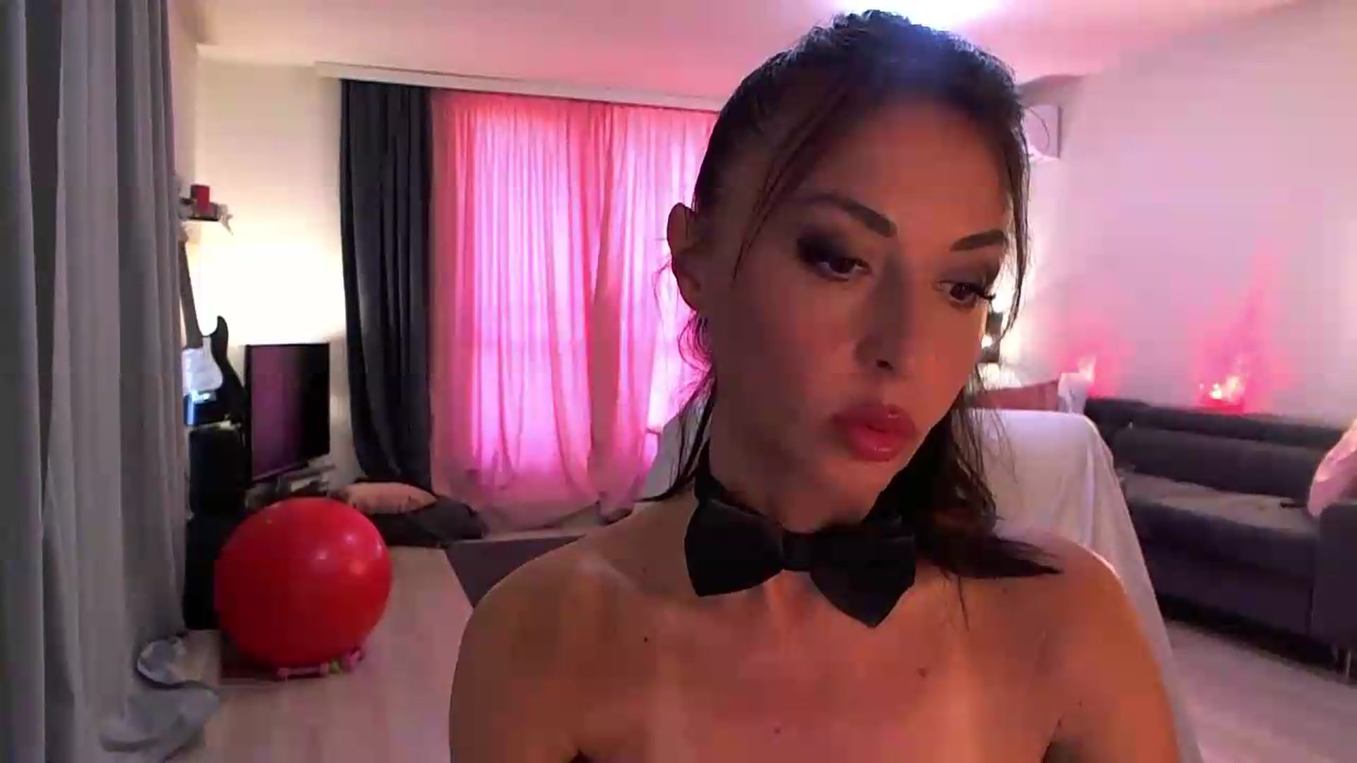 Gallery image thumbnail from Adrianna__'s myfreecams stream on, 06/06/2026, 08:08 image 16 of 20