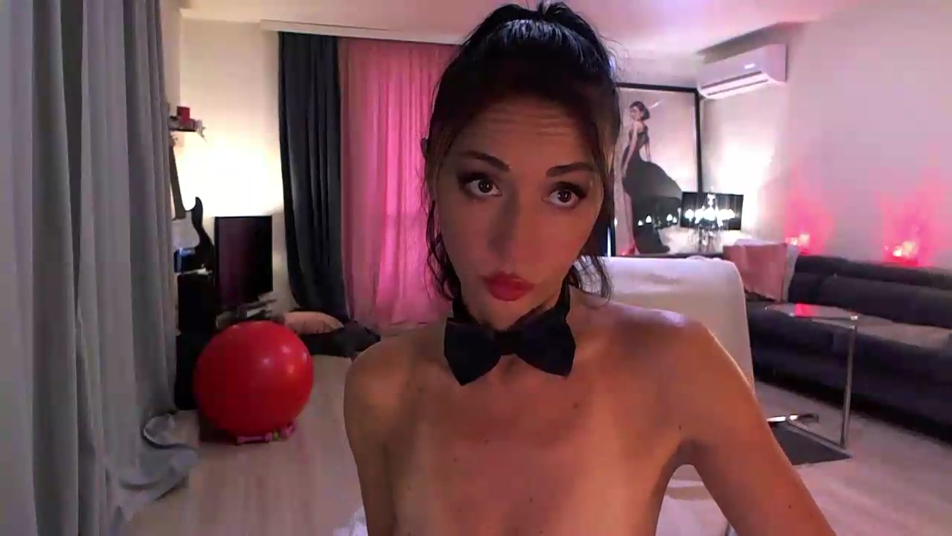 Gallery image thumbnail from Adrianna__'s myfreecams stream on, 06/06/2026, 15:16 image 14 of 20