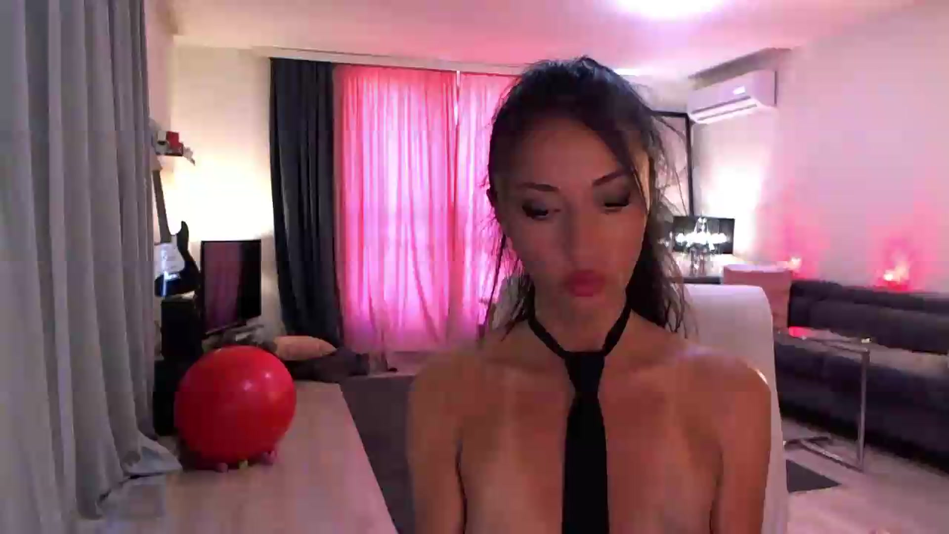 Gallery image thumbnail from Adrianna__'s myfreecams stream on, 06/10/2026, 10:06 image 1 of 20