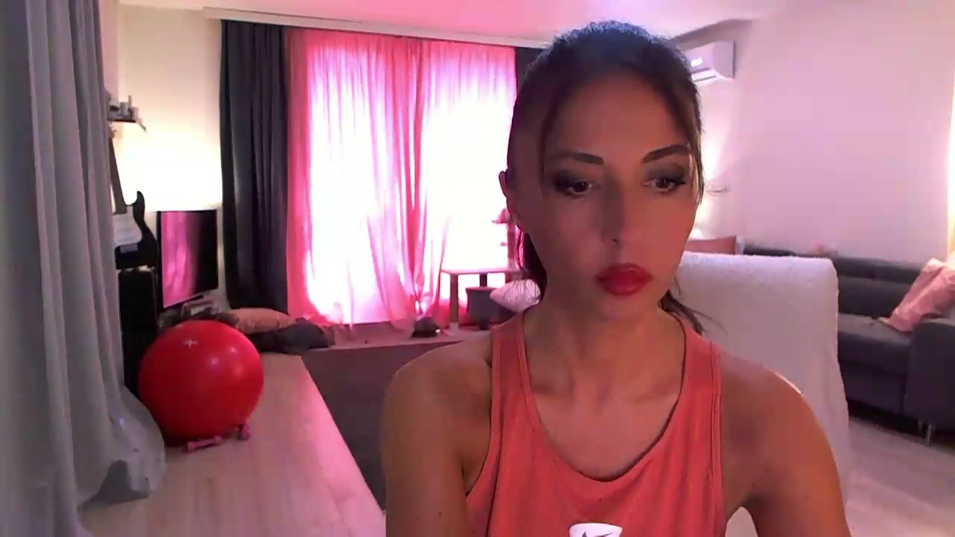 Gallery image thumbnail from Adrianna__'s myfreecams stream on, 06/20/2026, 13:30 image 14 of 20