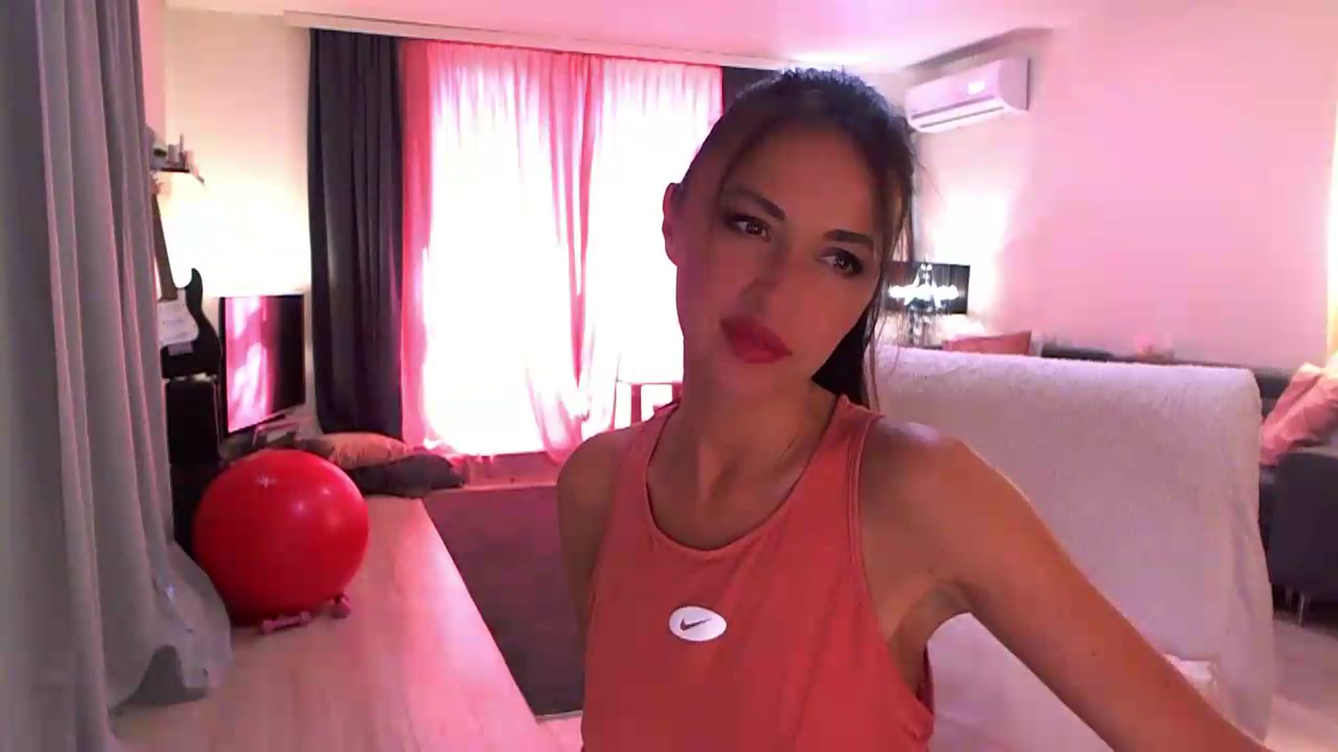 Gallery image thumbnail from Adrianna__'s myfreecams stream on, 06/20/2026, 13:30 image 16 of 20