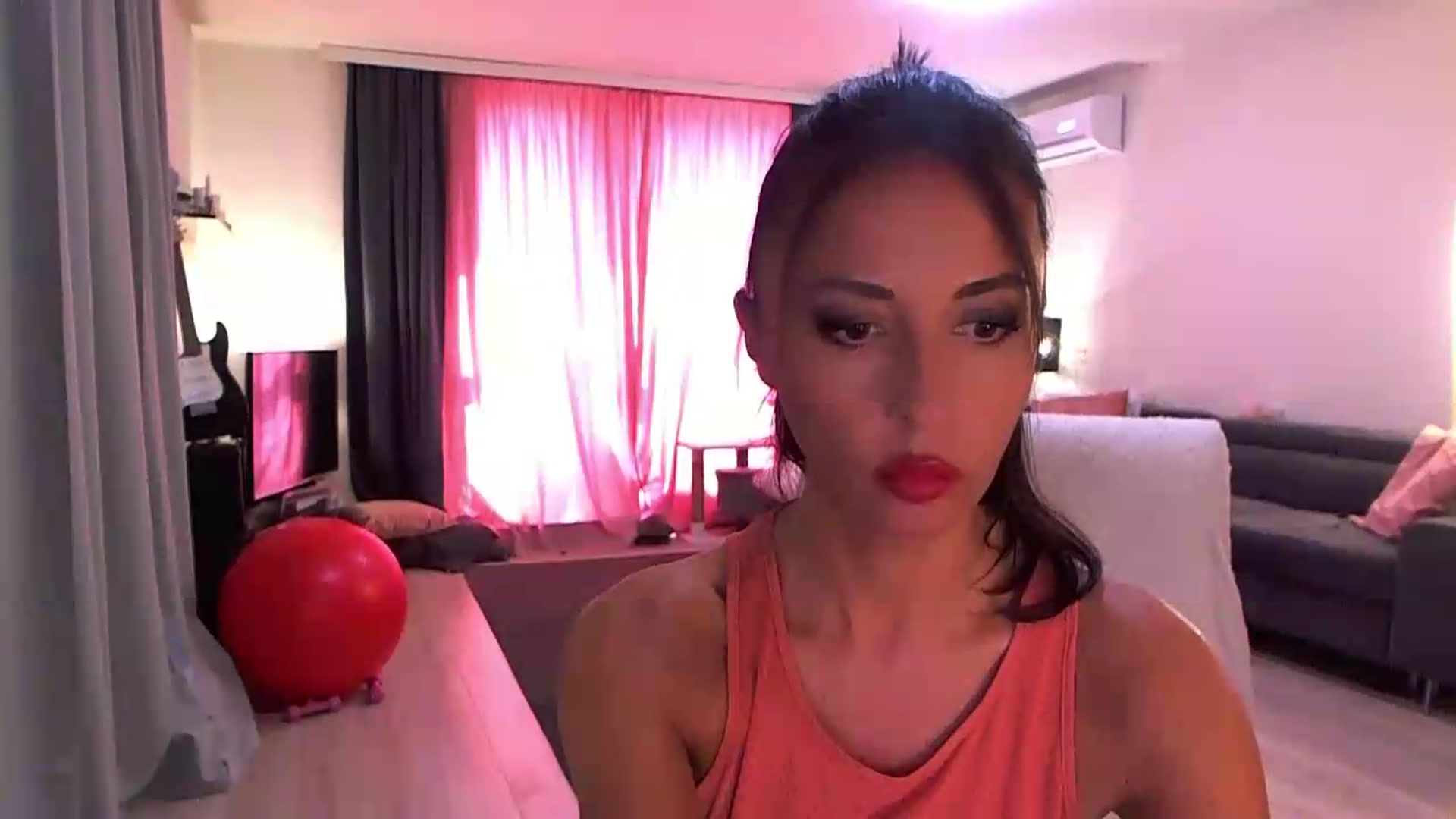 Gallery image thumbnail from Adrianna__'s myfreecams stream on, 06/20/2026, 14:43 image 8 of 20