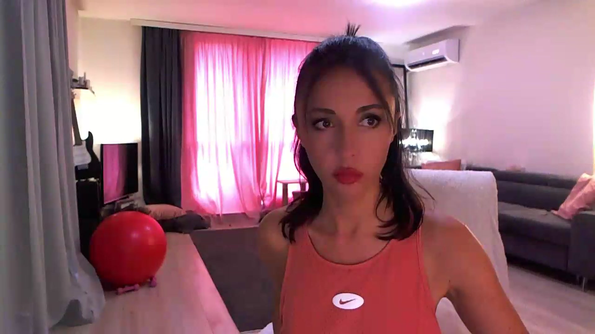 Gallery image thumbnail from Adrianna__'s myfreecams stream on, 06/20/2026, 14:43 image 7 of 20