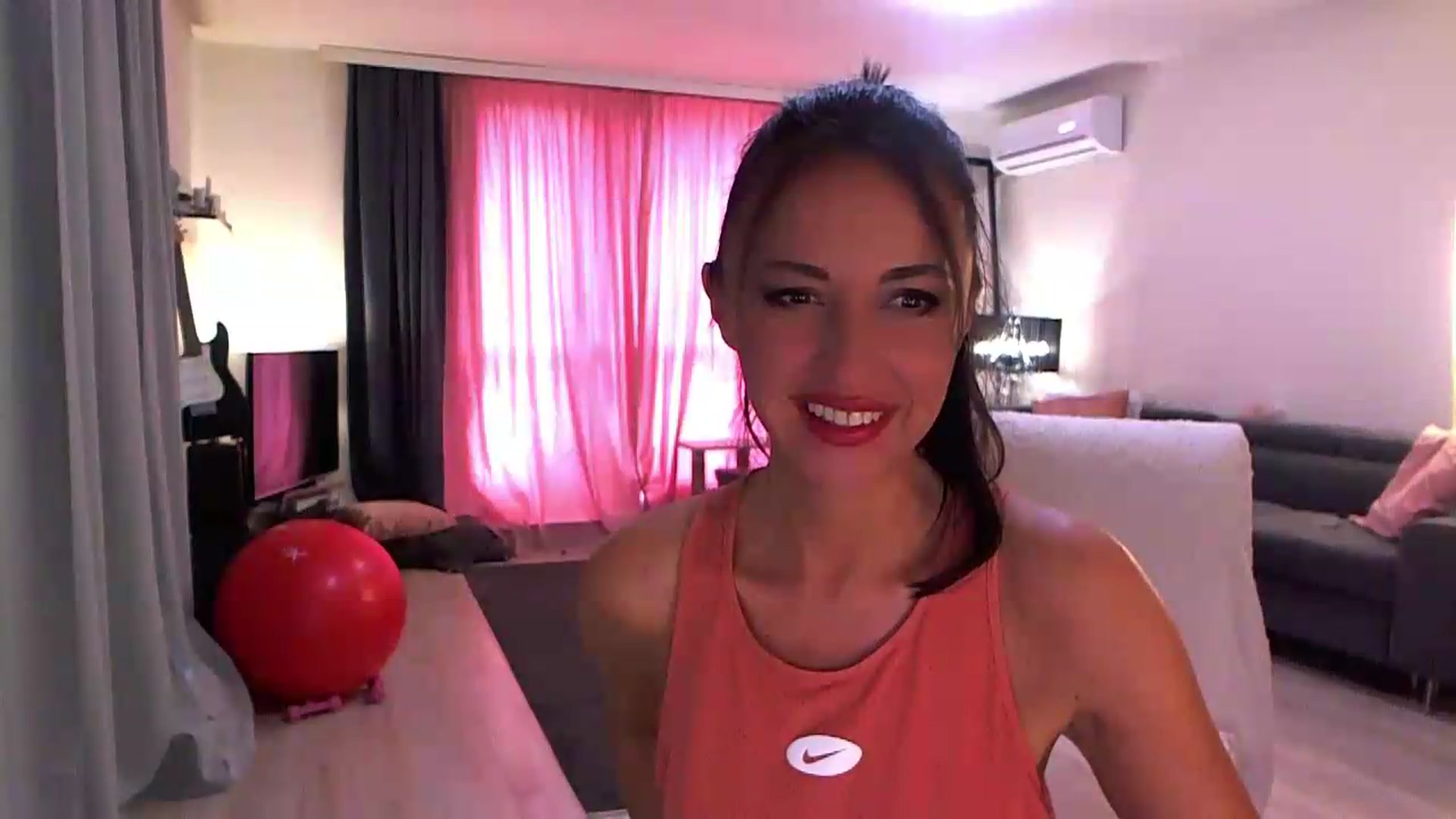 Gallery image thumbnail from Adrianna__'s myfreecams stream on, 06/20/2026, 14:43 image 3 of 20