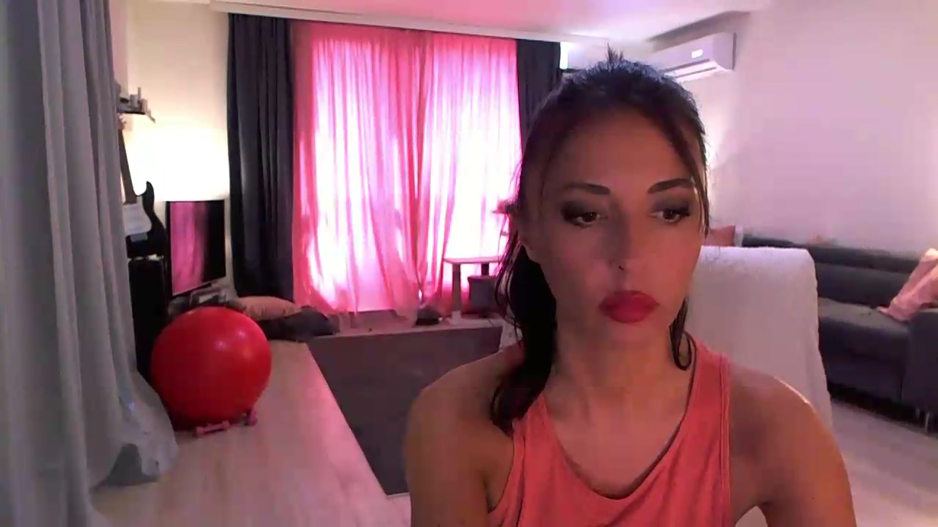 Gallery image thumbnail from Adrianna__'s myfreecams stream on, 06/20/2026, 14:43 image 18 of 20