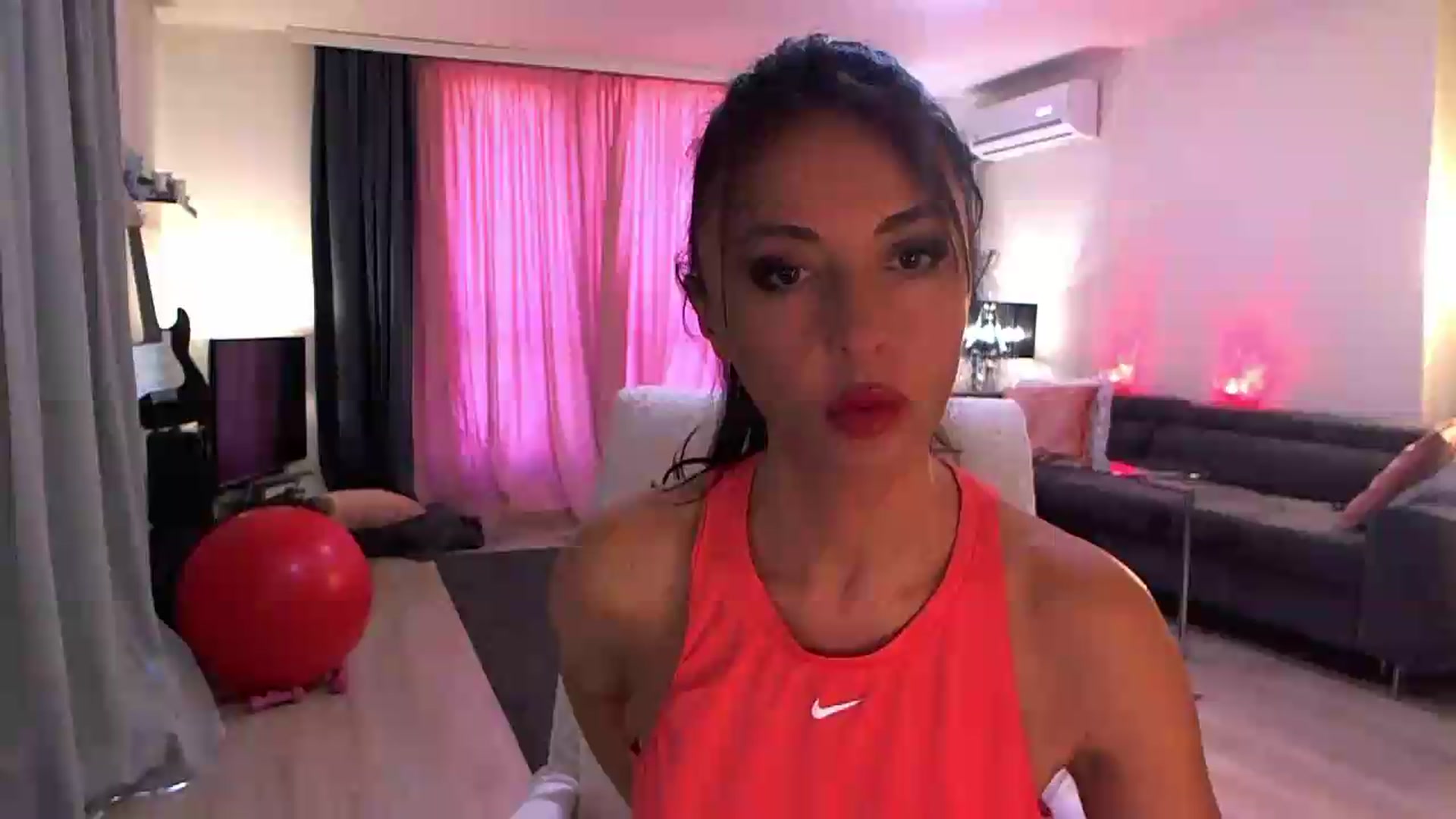 Gallery image thumbnail from Adrianna__'s myfreecams stream on, 06/21/2026, 07:34 image 11 of 20