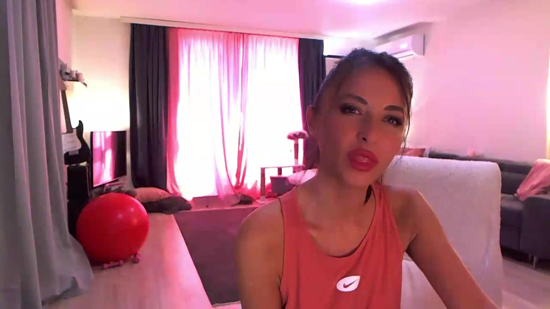 Gallery image thumbnail from Adrianna__'s myfreecams stream on, 06/21/2026, 14:57 image 9 of 20