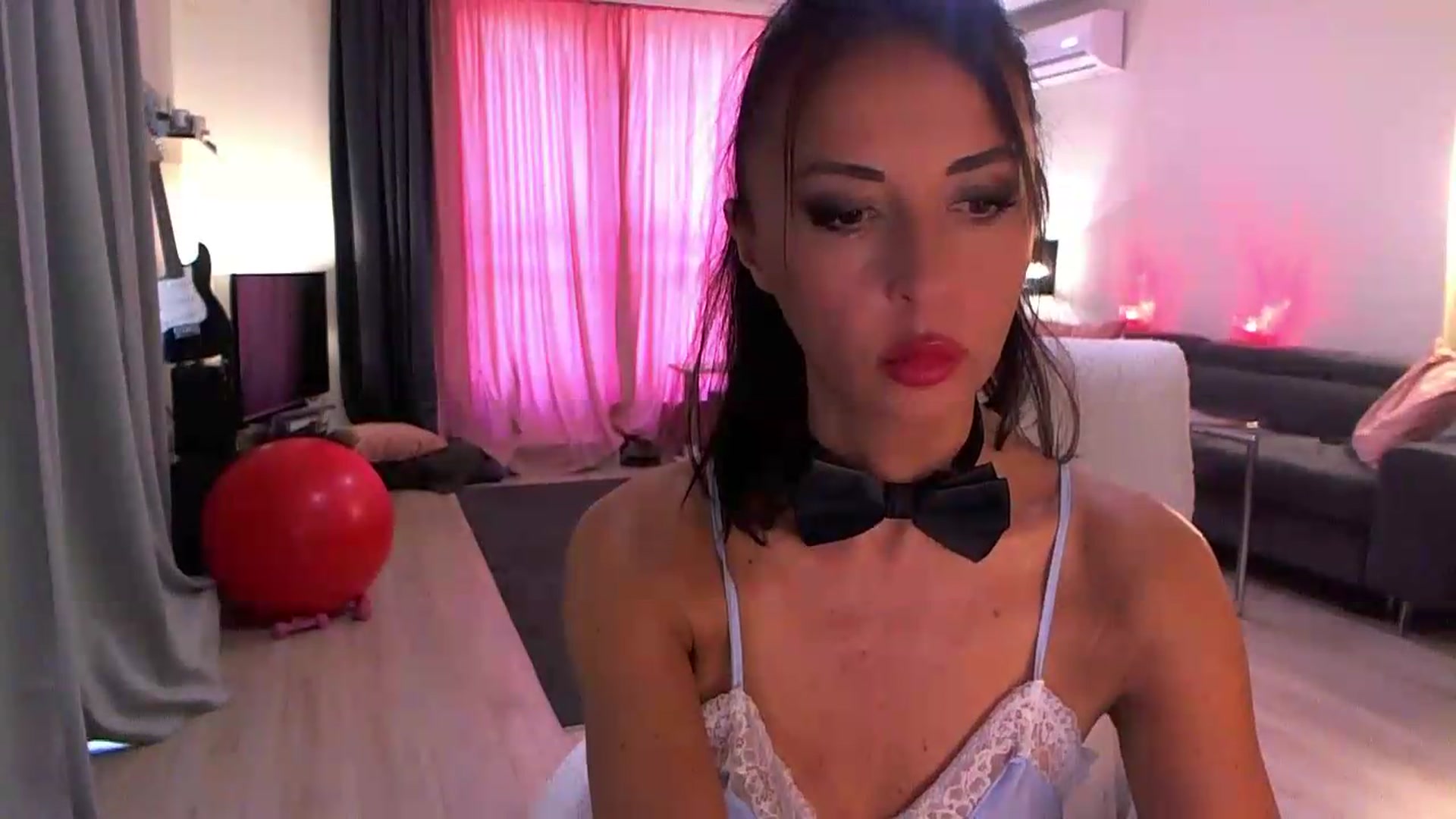 Gallery image thumbnail from Adrianna__'s myfreecams stream on, 06/22/2026, 08:17 image 19 of 20