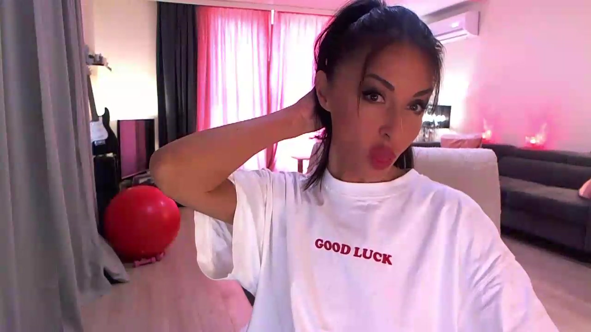 Gallery image thumbnail from Adrianna__'s myfreecams stream on, 06/23/2026, 11:02 image 6 of 20