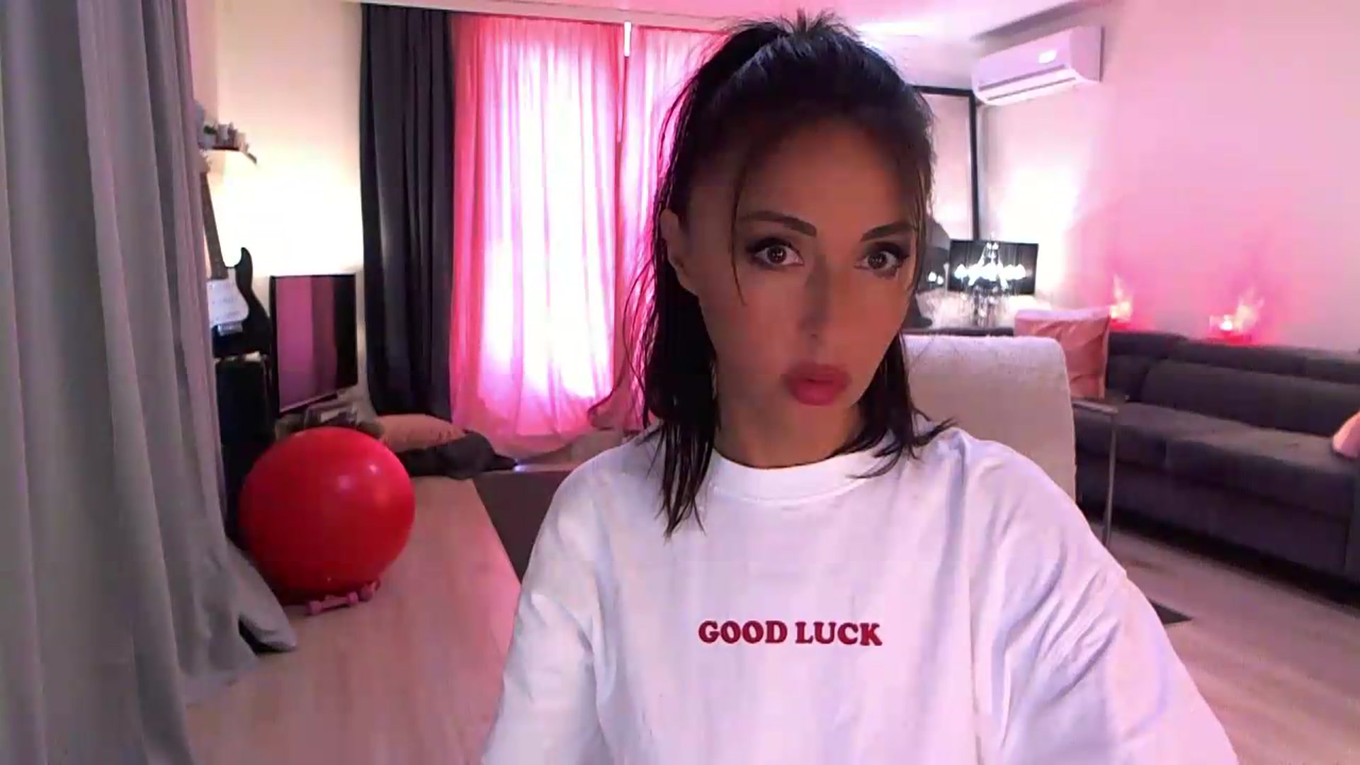 Gallery image thumbnail from Adrianna__'s myfreecams stream on, 06/23/2026, 11:02 image 4 of 20