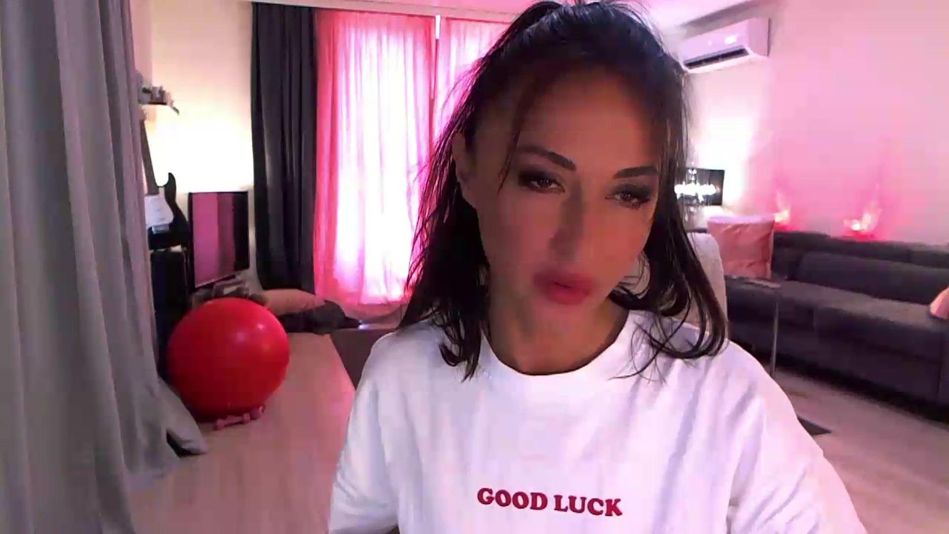 Gallery image thumbnail from Adrianna__'s myfreecams stream on, 06/23/2026, 11:02 image 16 of 20