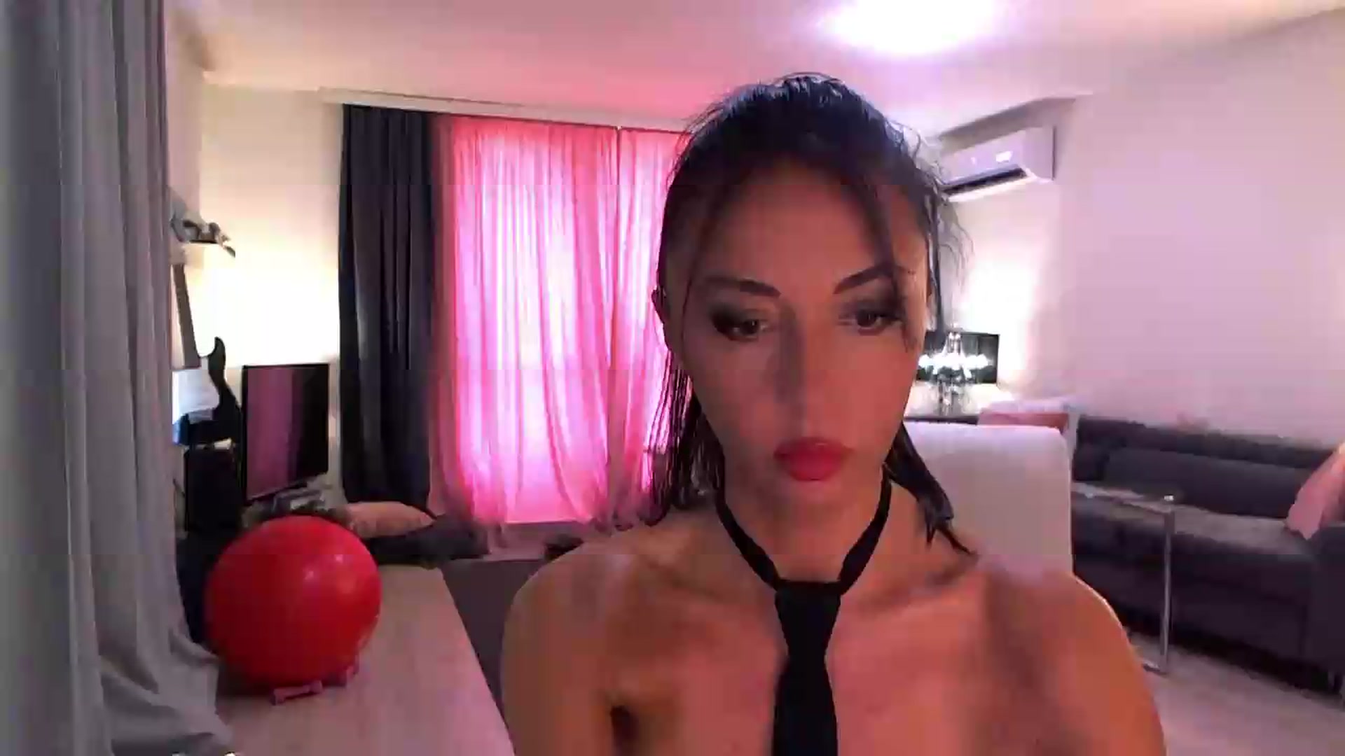 Gallery image thumbnail from Adrianna__'s myfreecams stream on, 06/27/2026, 08:06 image 8 of 20