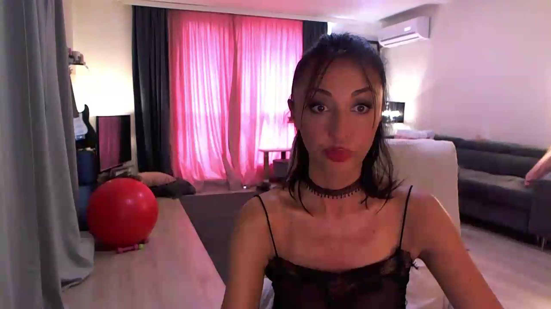 Gallery image thumbnail from Adrianna__'s myfreecams stream on, 07/05/2026, 14:48 image 14 of 20