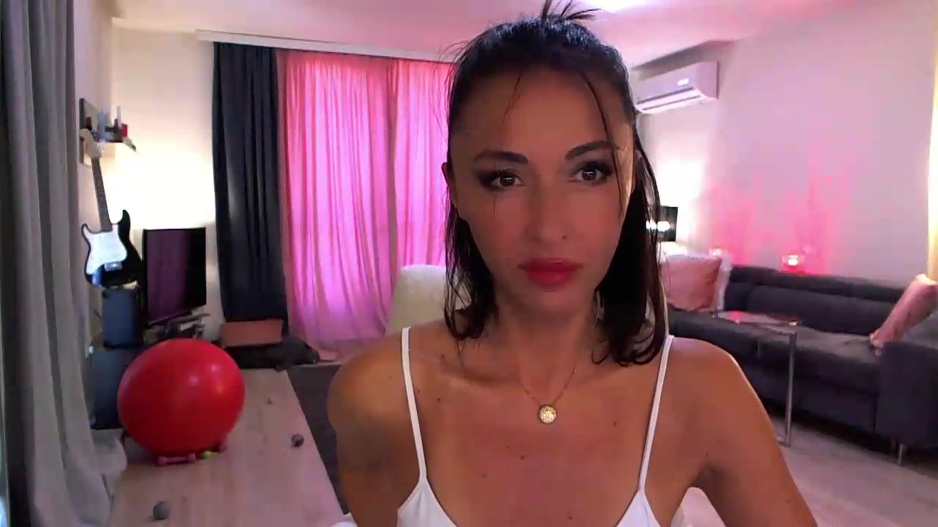 Gallery image thumbnail from Adrianna__'s myfreecams stream on, 07/26/2026, 08:42 image 5 of 20