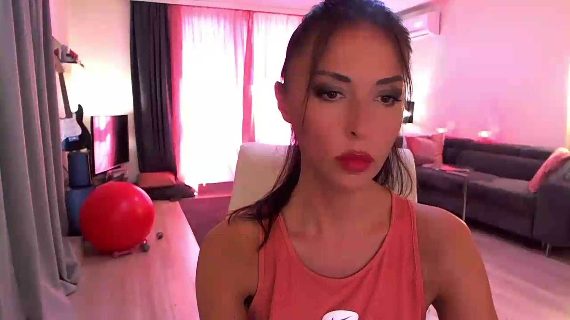 Gallery image thumbnail from Adrianna__'s myfreecams stream on, 08/05/2026, 13:38 image 4 of 20