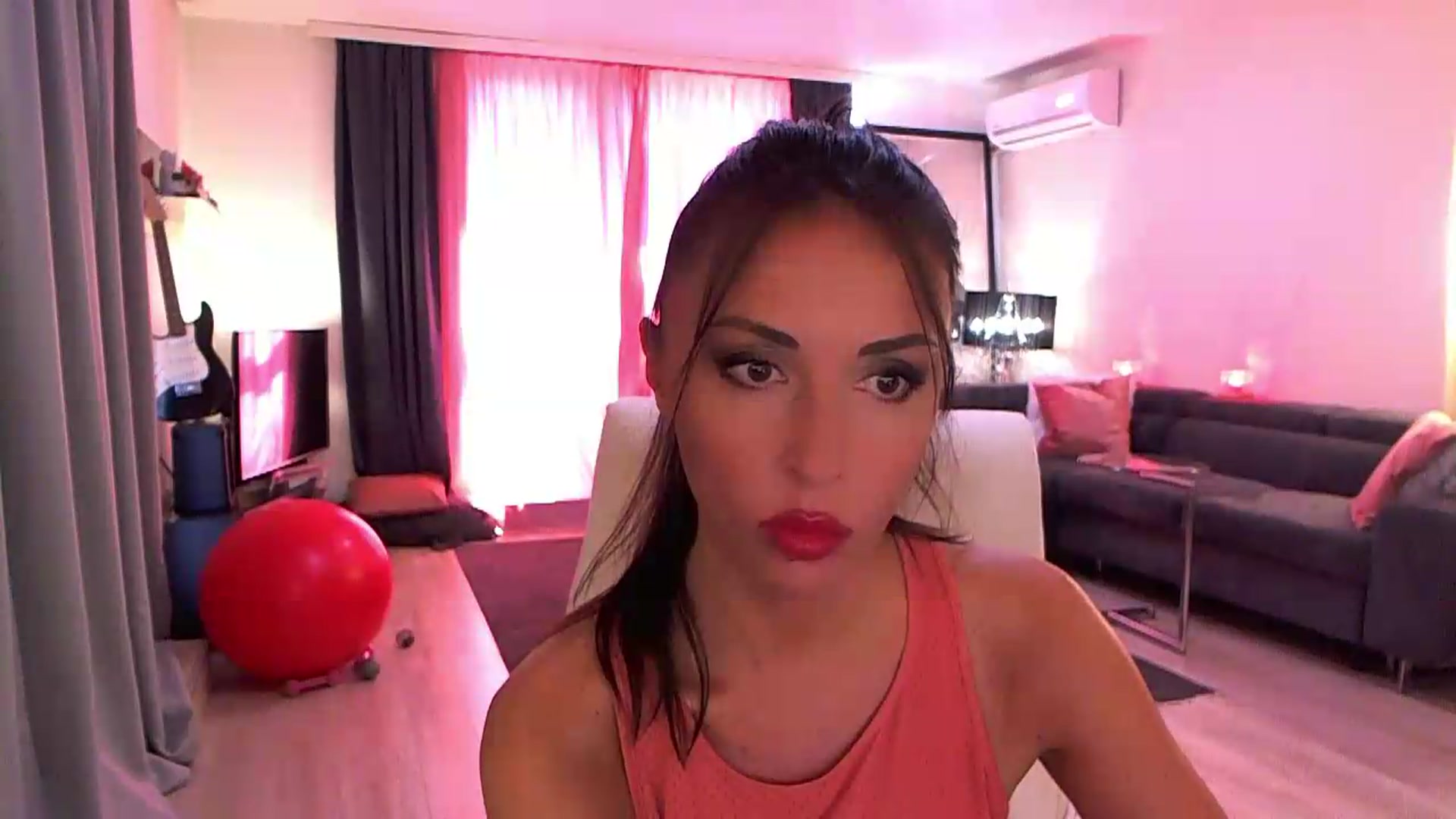 Gallery image thumbnail from Adrianna__'s myfreecams stream on, 08/05/2026, 13:38 image 9 of 20