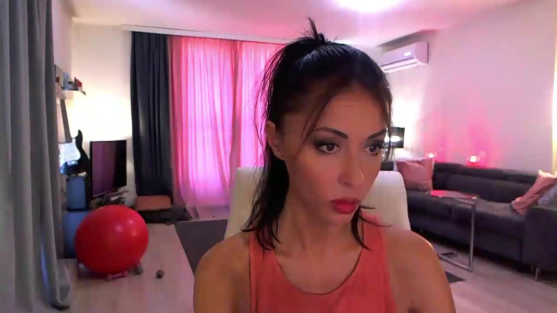 Gallery image thumbnail from Adrianna__'s myfreecams stream on, 08/06/2026, 08:34 image 15 of 20