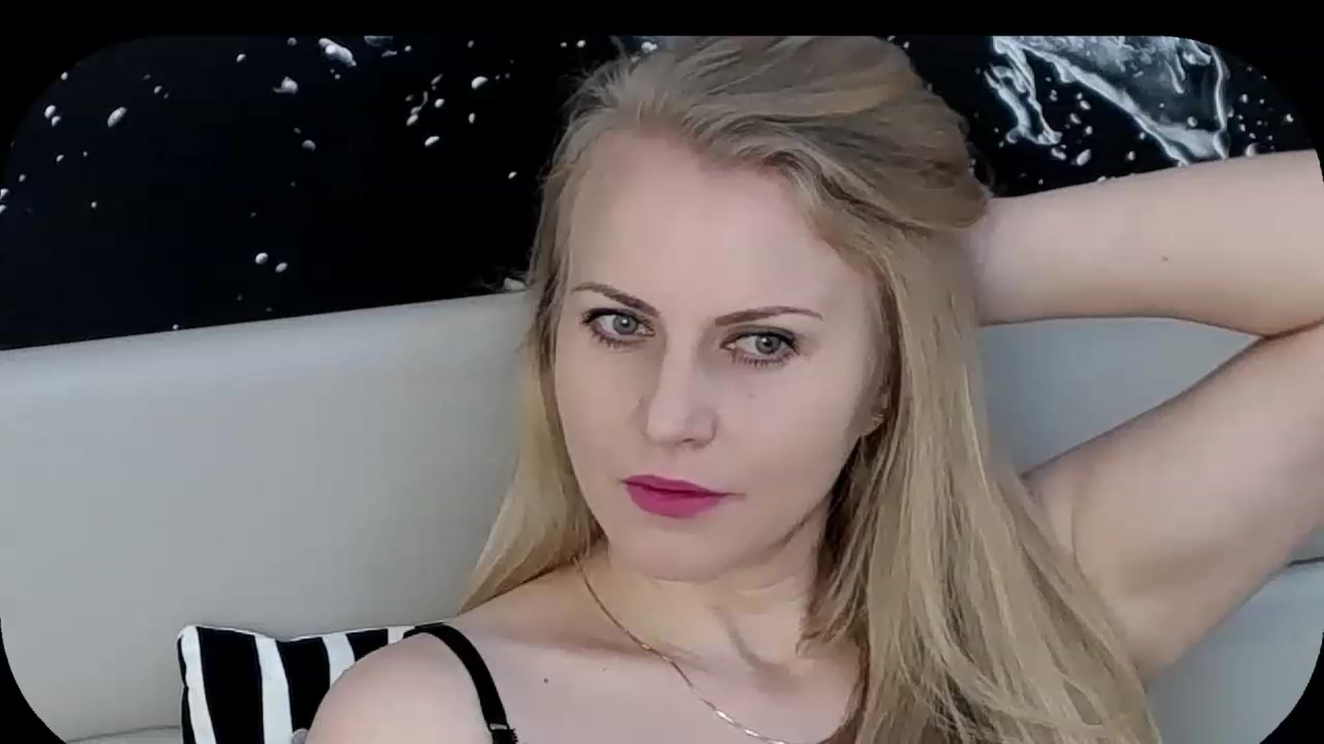 Gallery image thumbnail from Adrianna__K's myfreecams stream on, 12/09/2022, 07:10 image 11 of 20