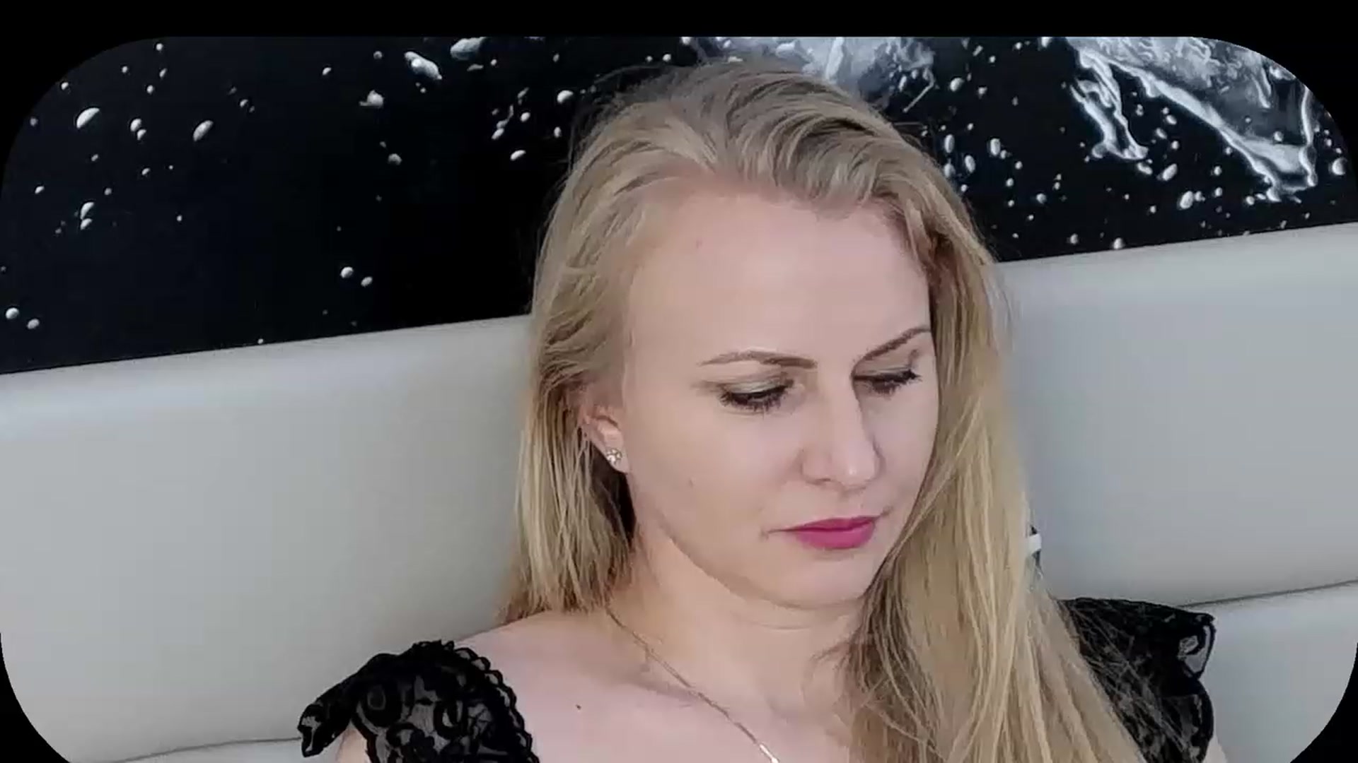 Gallery image thumbnail from Adrianna__K's myfreecams stream on, 12/10/2022, 09:41 image 16 of 20