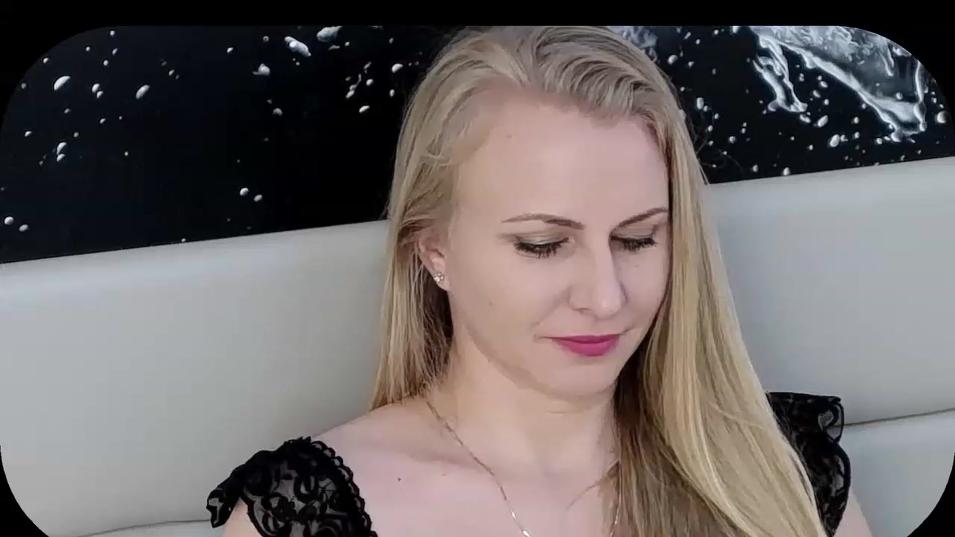 Gallery image thumbnail from Adrianna__K's myfreecams stream on, 12/10/2022, 09:41 image 14 of 20