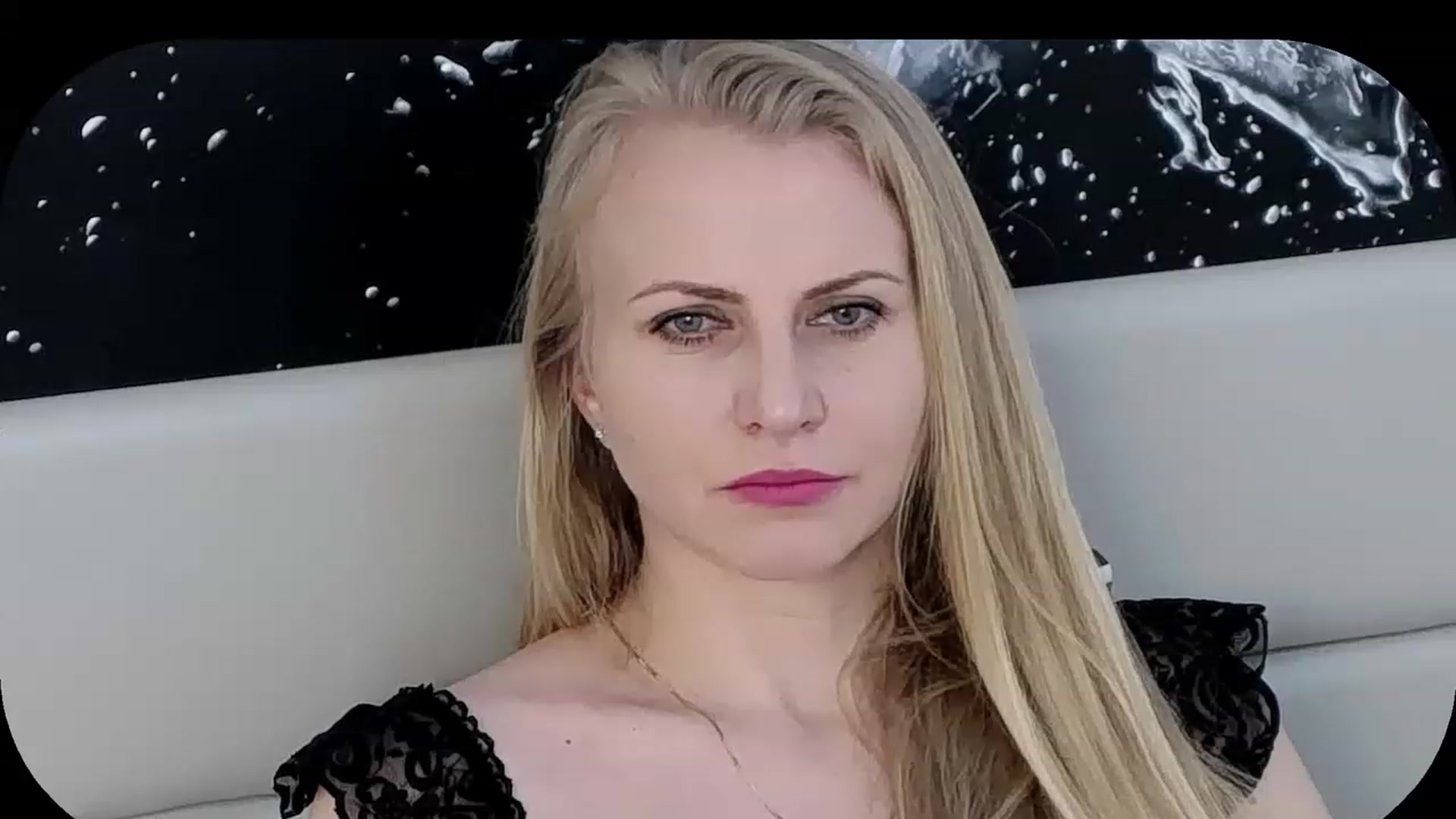 Gallery image thumbnail from Adrianna__K's myfreecams stream on, 12/10/2022, 09:41 image 15 of 20