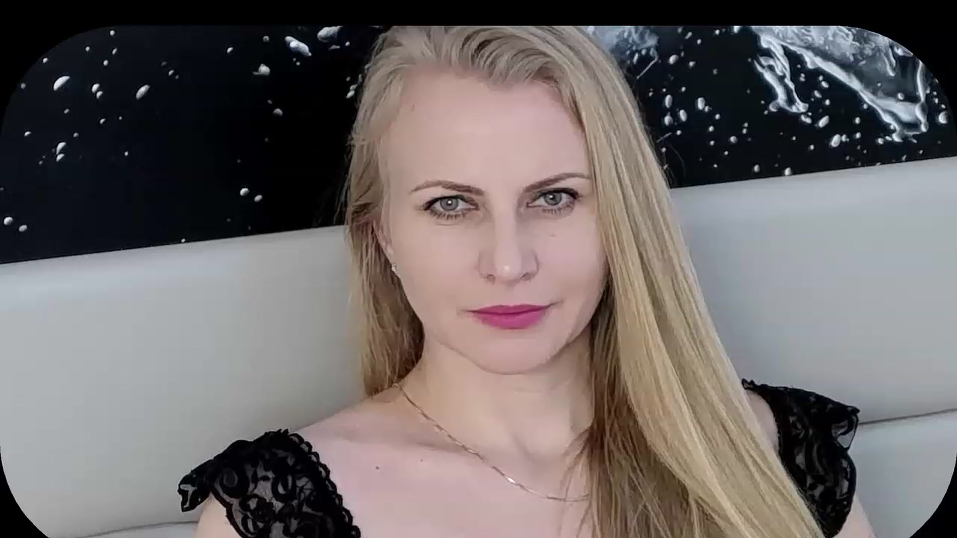 Gallery image thumbnail from Adrianna__K's myfreecams stream on, 12/10/2022, 09:41 image 12 of 20