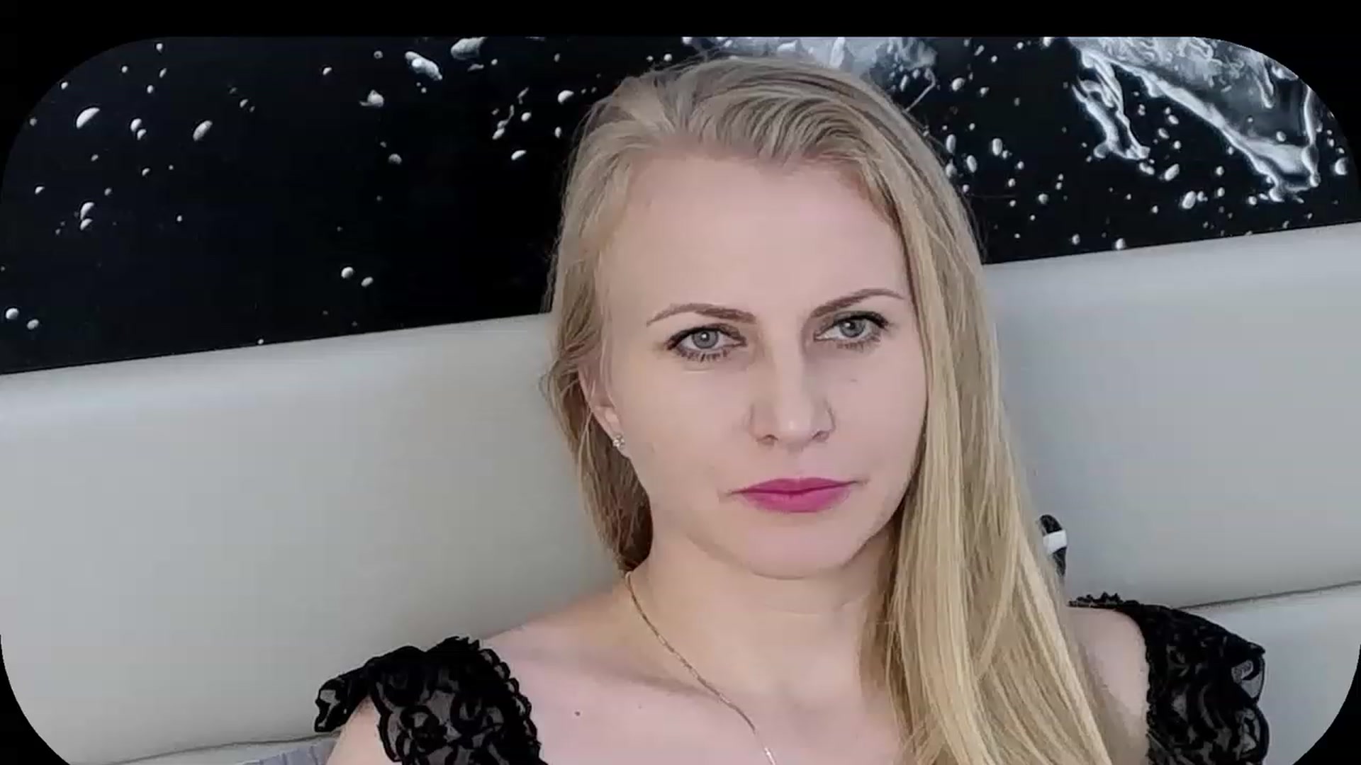 Gallery image thumbnail from Adrianna__K's myfreecams stream on, 12/10/2022, 09:41 image 1 of 20
