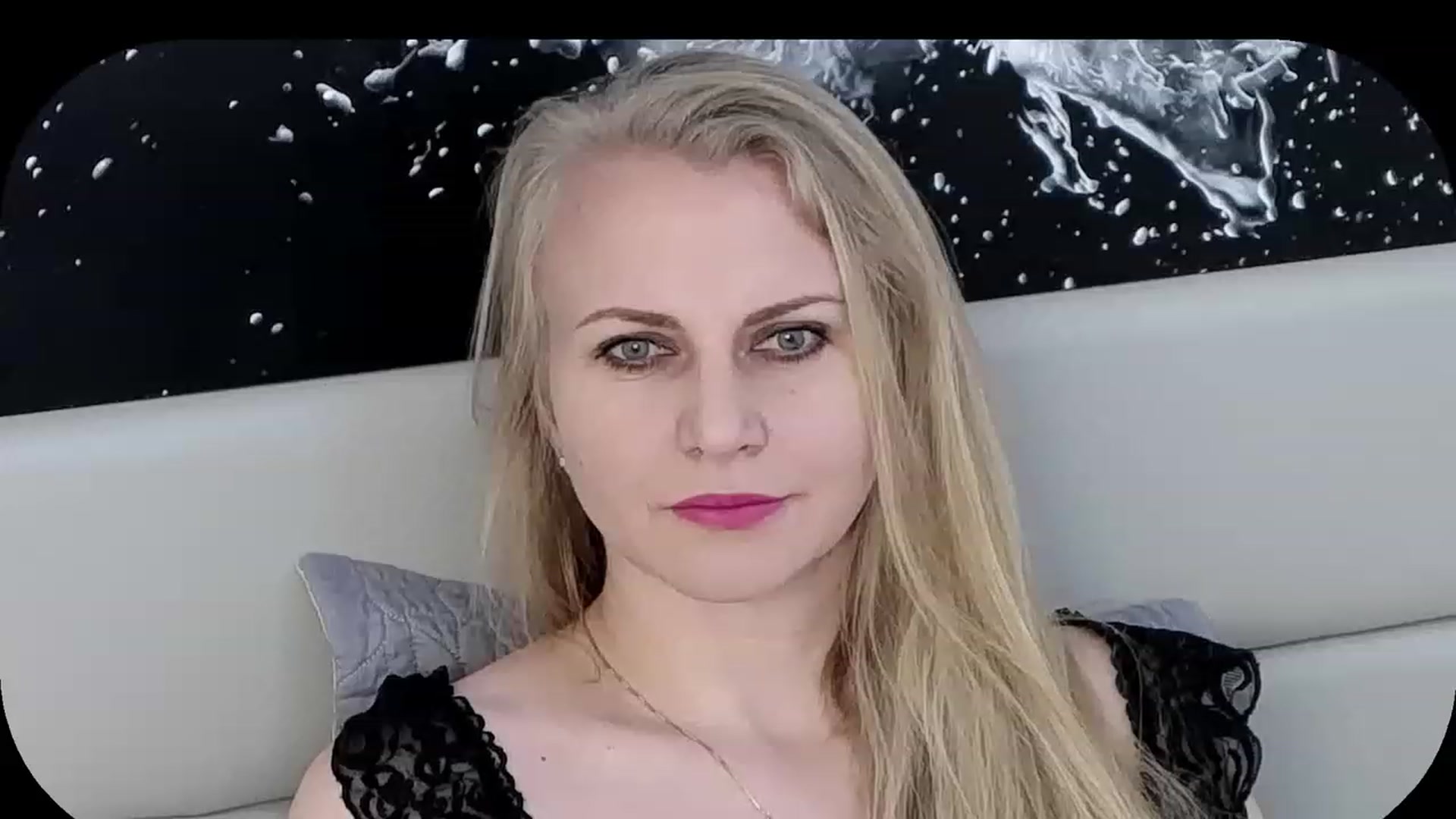 Gallery image thumbnail from Adrianna__K's myfreecams stream on, 12/19/2022, 10:06 image 4 of 20