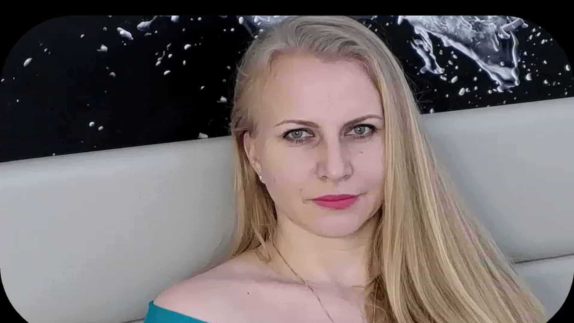 Gallery image thumbnail from Adrianna__K's myfreecams stream on, 01/16/2023, 11:26 image 18 of 20