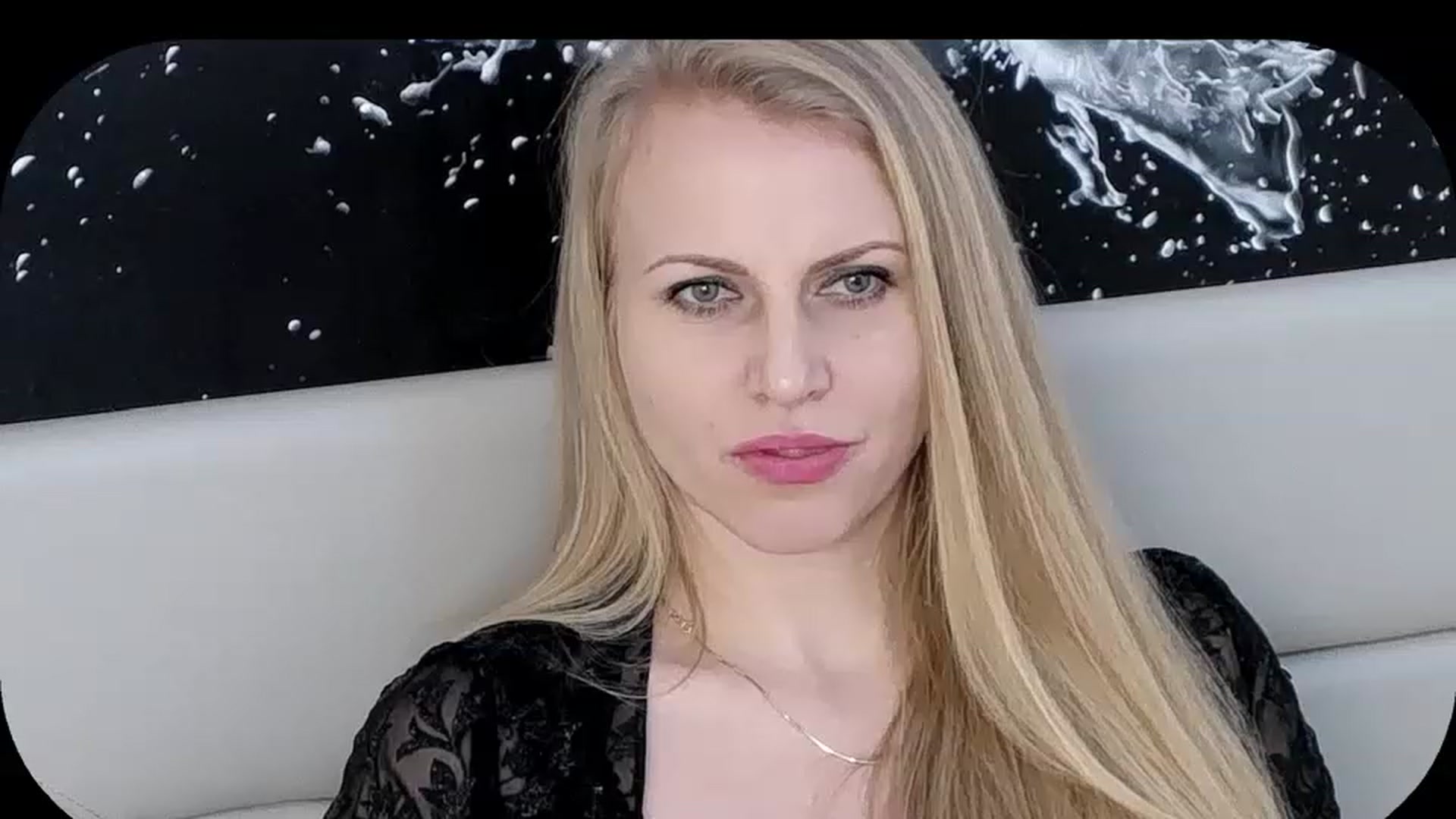 Gallery image thumbnail from Adrianna__K's myfreecams stream on, 01/20/2023, 10:10 image 12 of 20