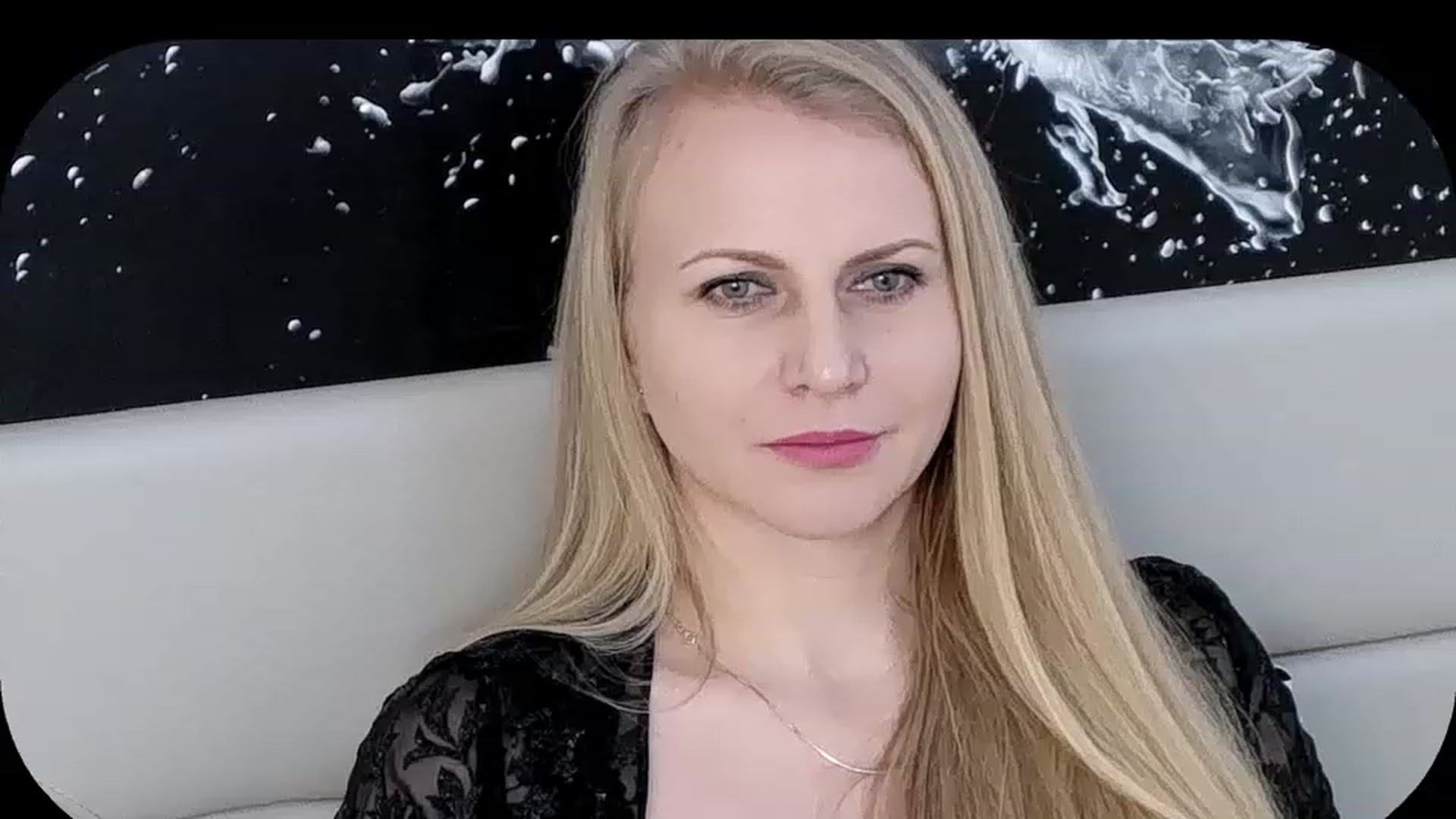 Gallery image thumbnail from Adrianna__K's myfreecams stream on, 01/20/2023, 10:10 image 13 of 20
