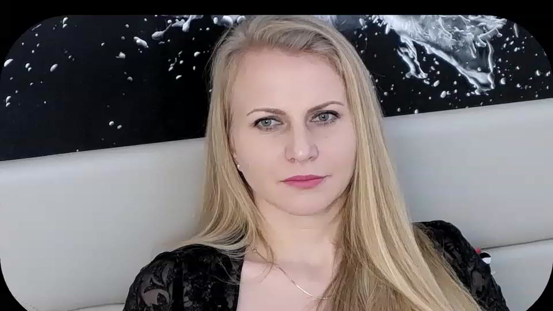 Gallery image thumbnail from Adrianna__K's myfreecams stream on, 01/20/2023, 10:10 image 17 of 20
