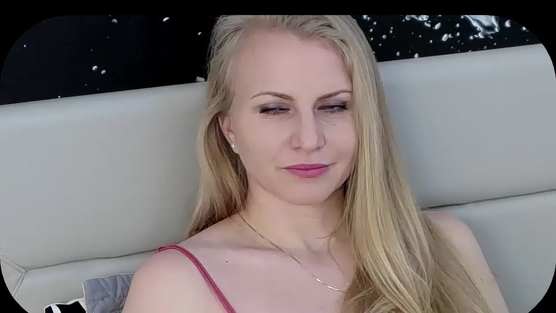 Gallery image thumbnail from Adrianna__K's myfreecams stream on, 01/21/2023, 11:14 image 9 of 20