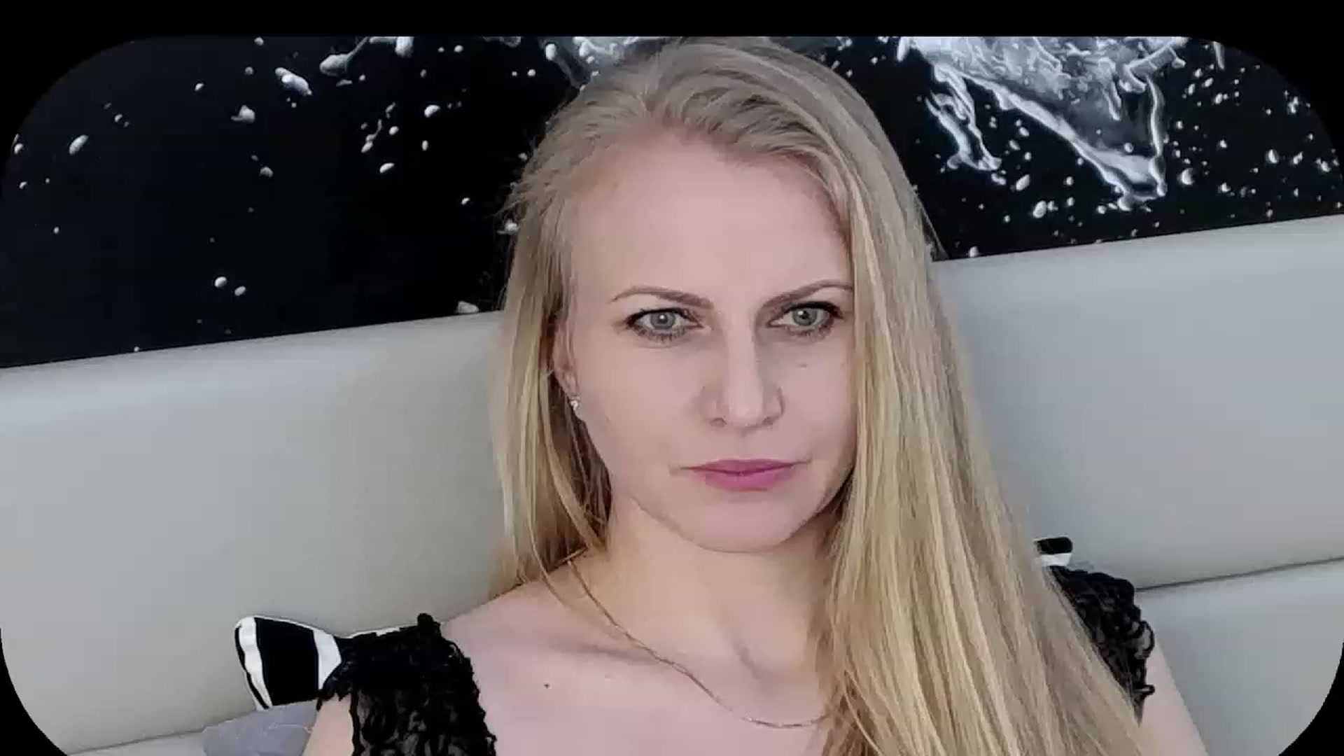 Gallery image thumbnail from Adrianna__K's myfreecams stream on, 01/22/2023, 11:39 image 7 of 20