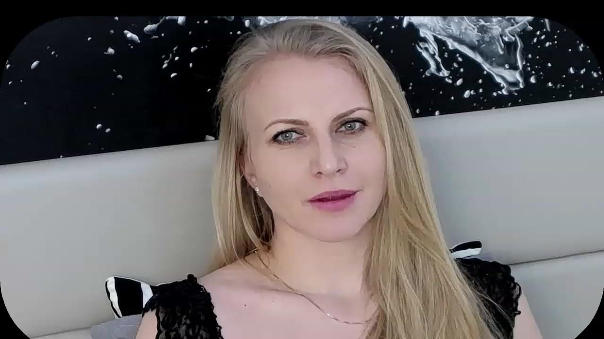 Gallery image thumbnail from Adrianna__K's myfreecams stream on, 01/22/2023, 11:39 image 9 of 20