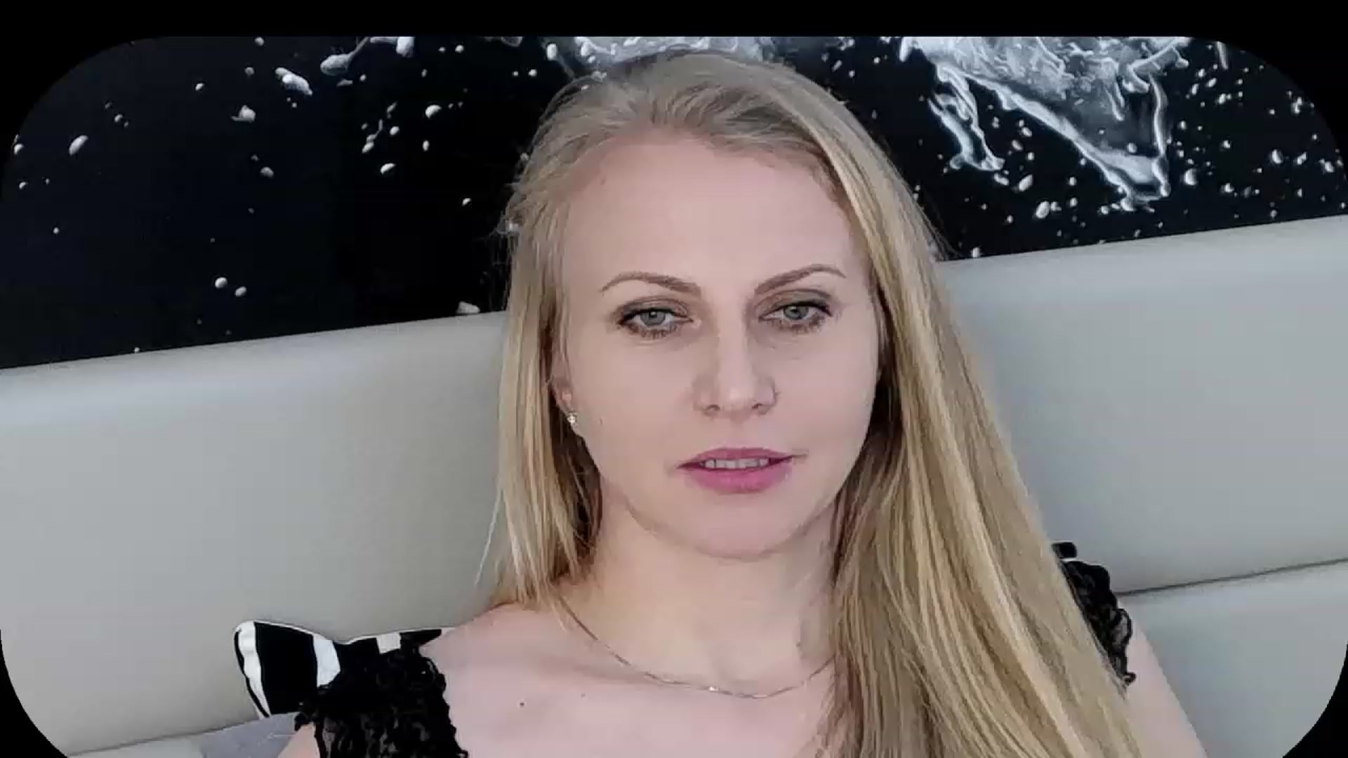 Gallery image thumbnail from Adrianna__K's myfreecams stream on, 01/22/2023, 11:39 image 18 of 20