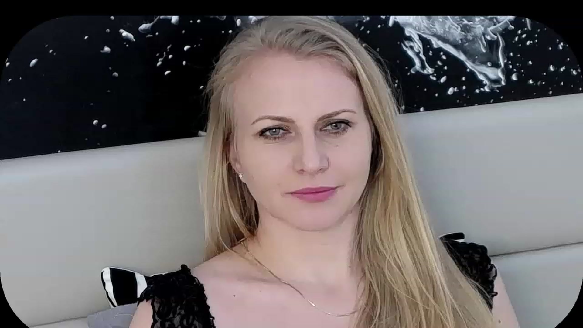 Gallery image thumbnail from Adrianna__K's myfreecams stream on, 01/22/2023, 11:39 image 1 of 20
