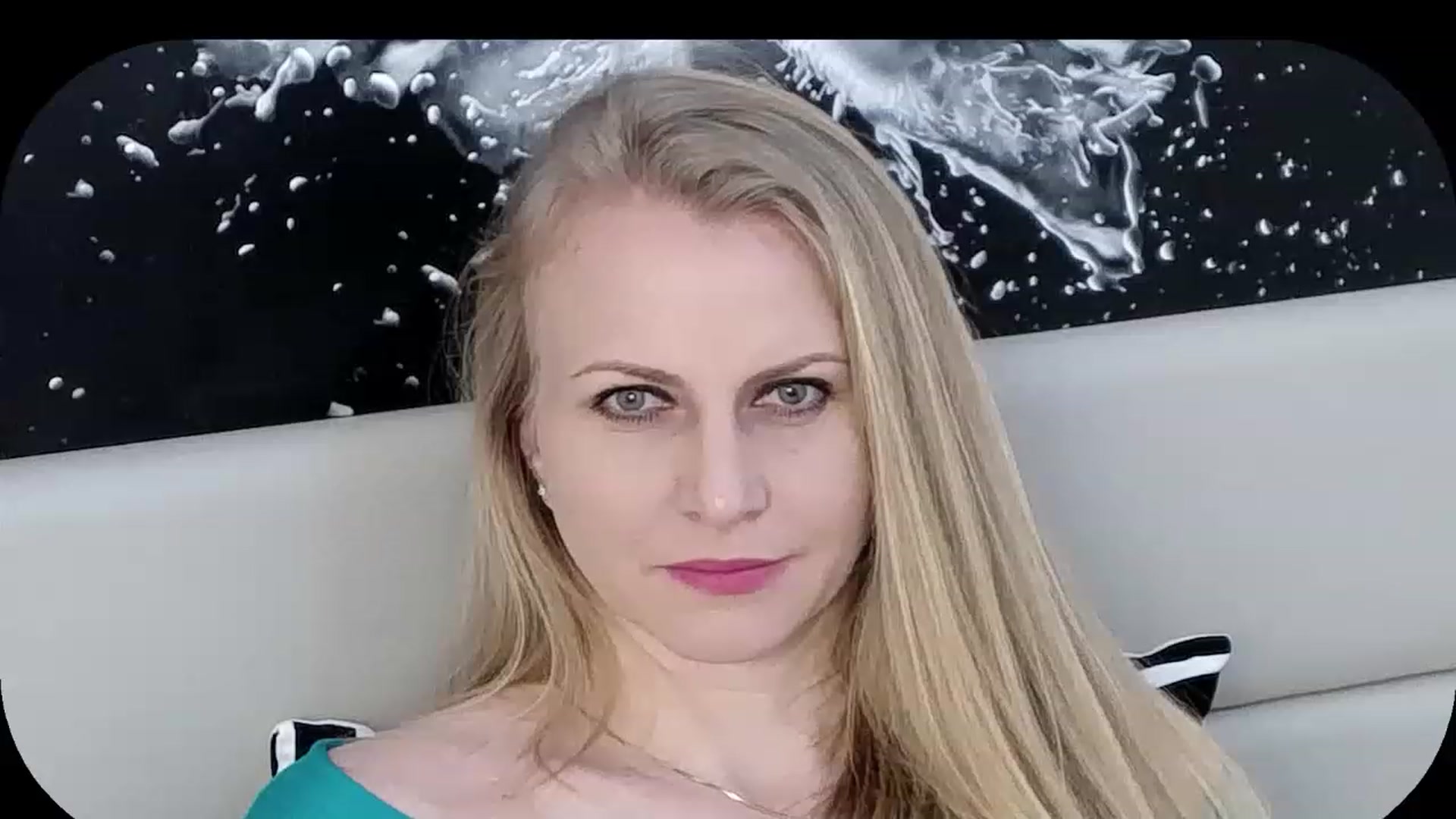 Gallery image thumbnail from Adrianna__K's myfreecams stream on, 01/27/2023, 10:59 image 11 of 20