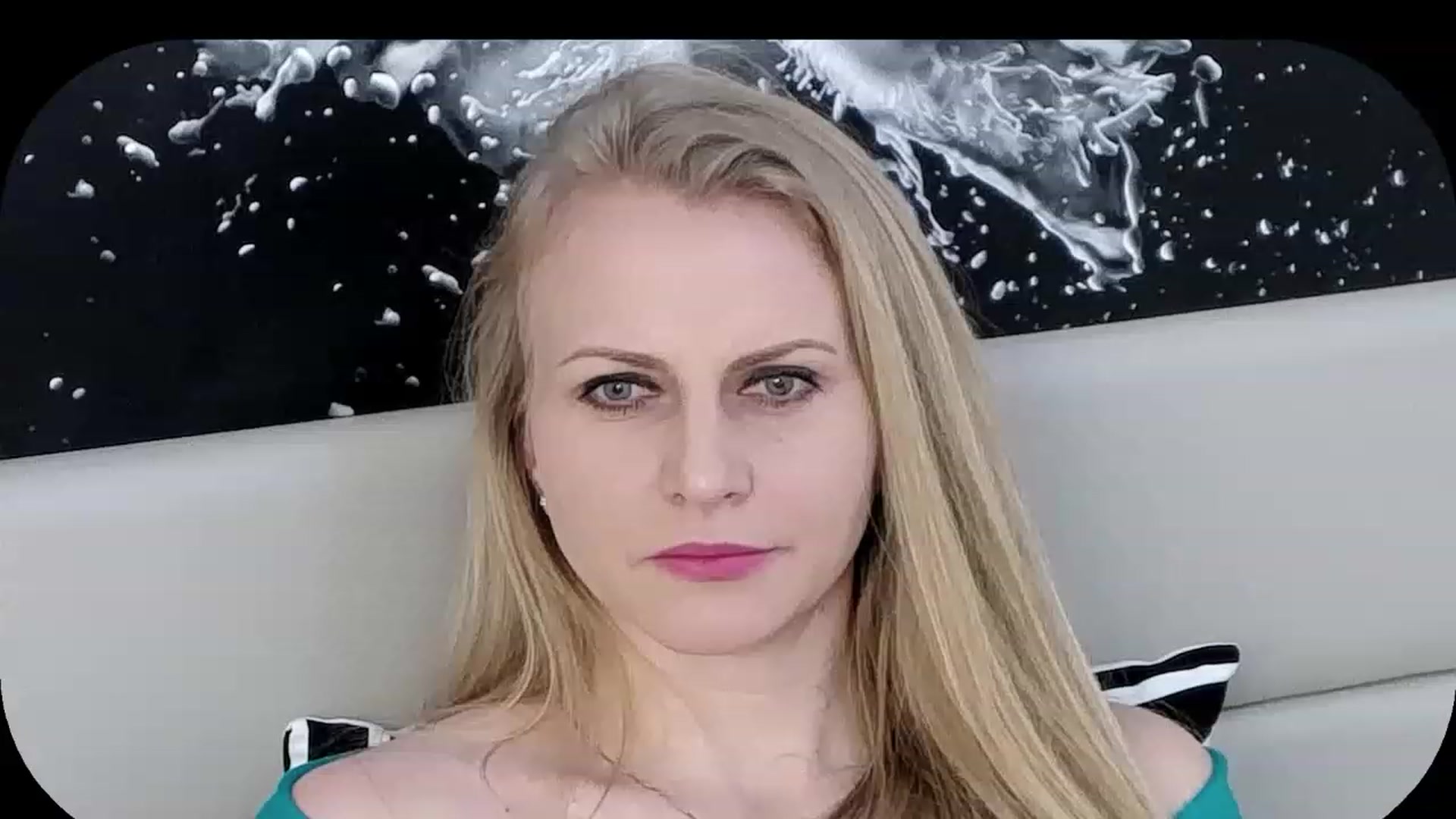 Gallery image thumbnail from Adrianna__K's myfreecams stream on, 01/27/2023, 10:59 image 17 of 20